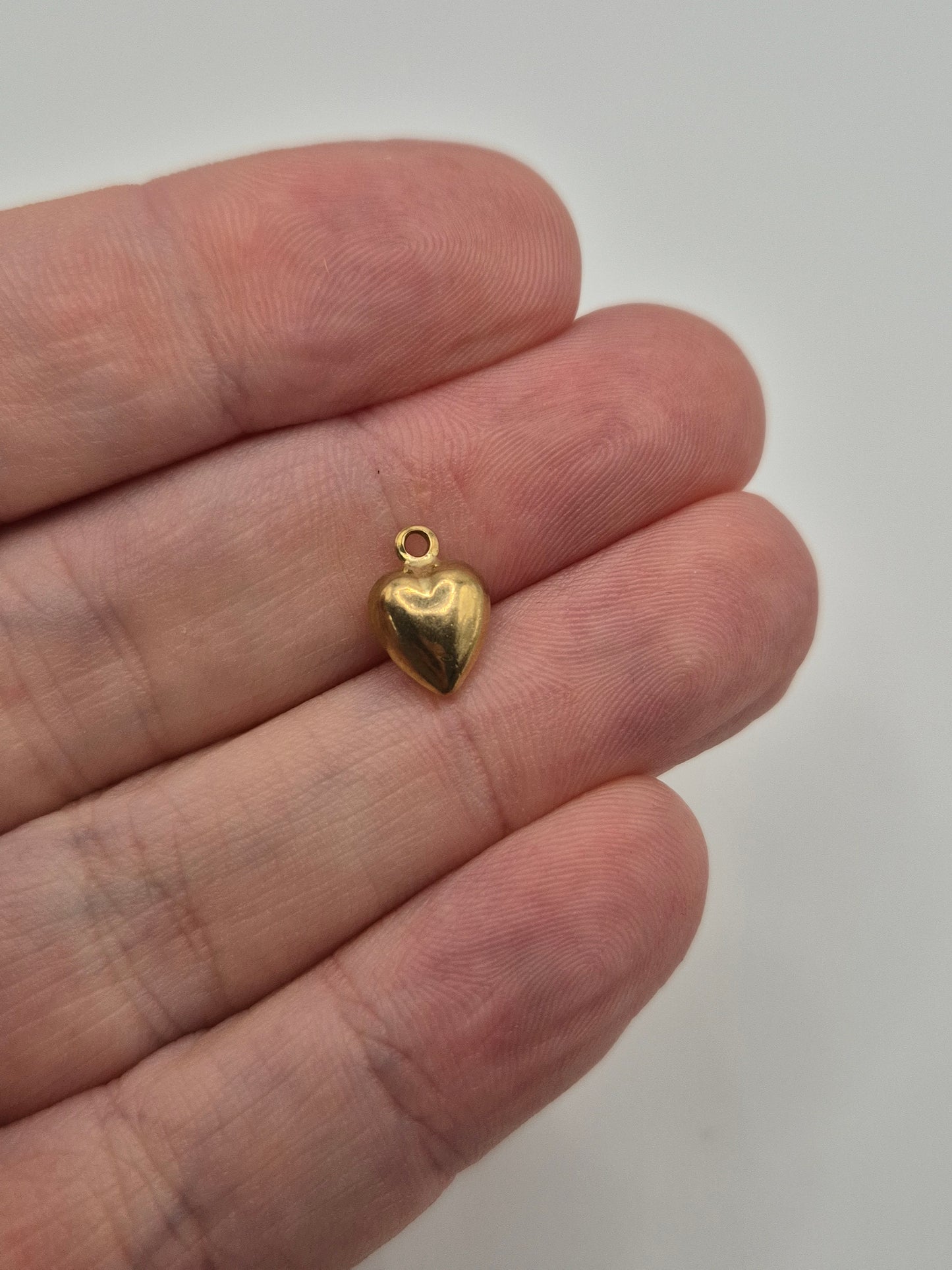9ct gold heart charm