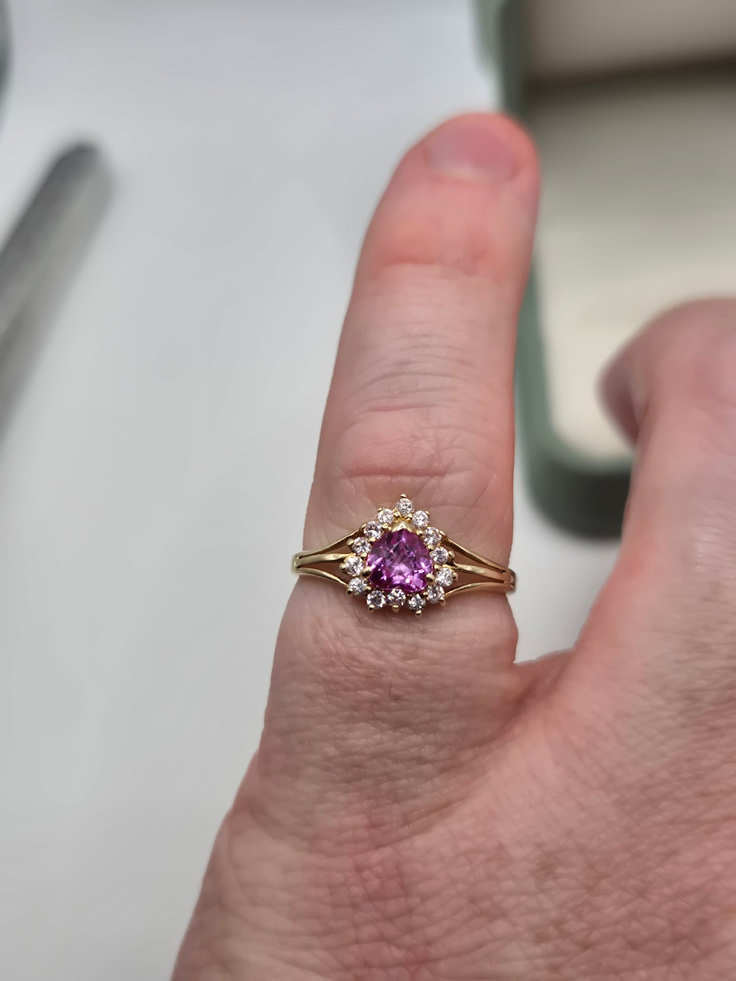 9ct gold cz heart ring