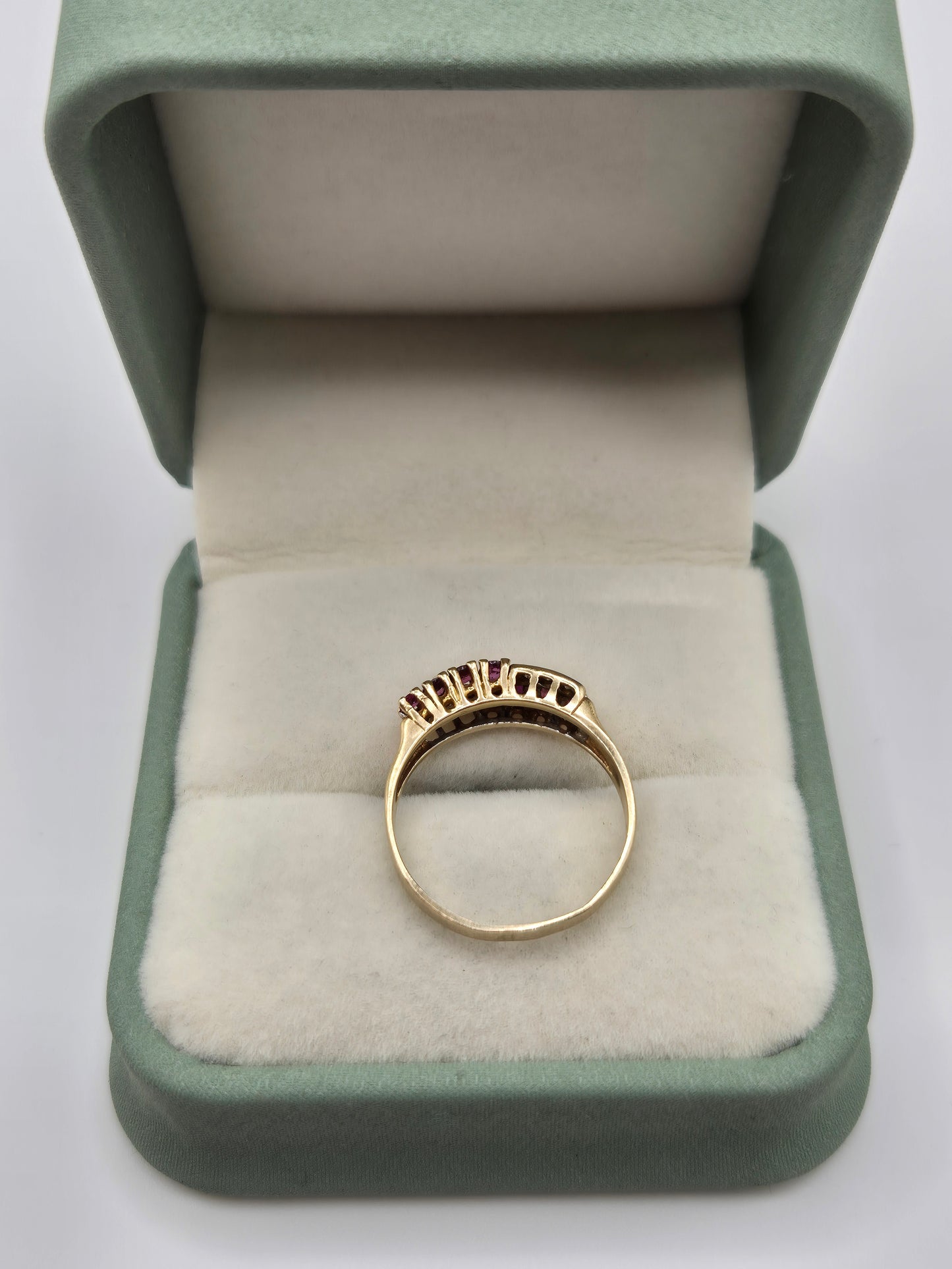 9ct gold ruby and diamond ring