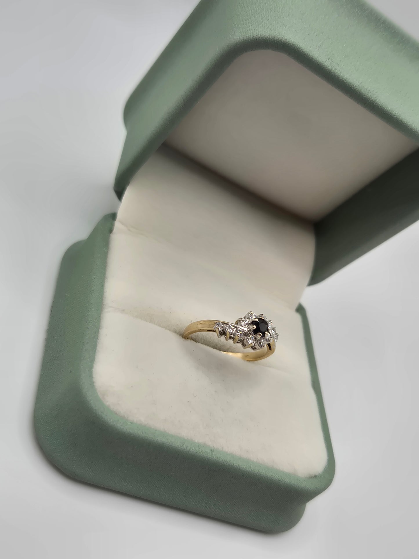9ct gold sapphire and cz ring