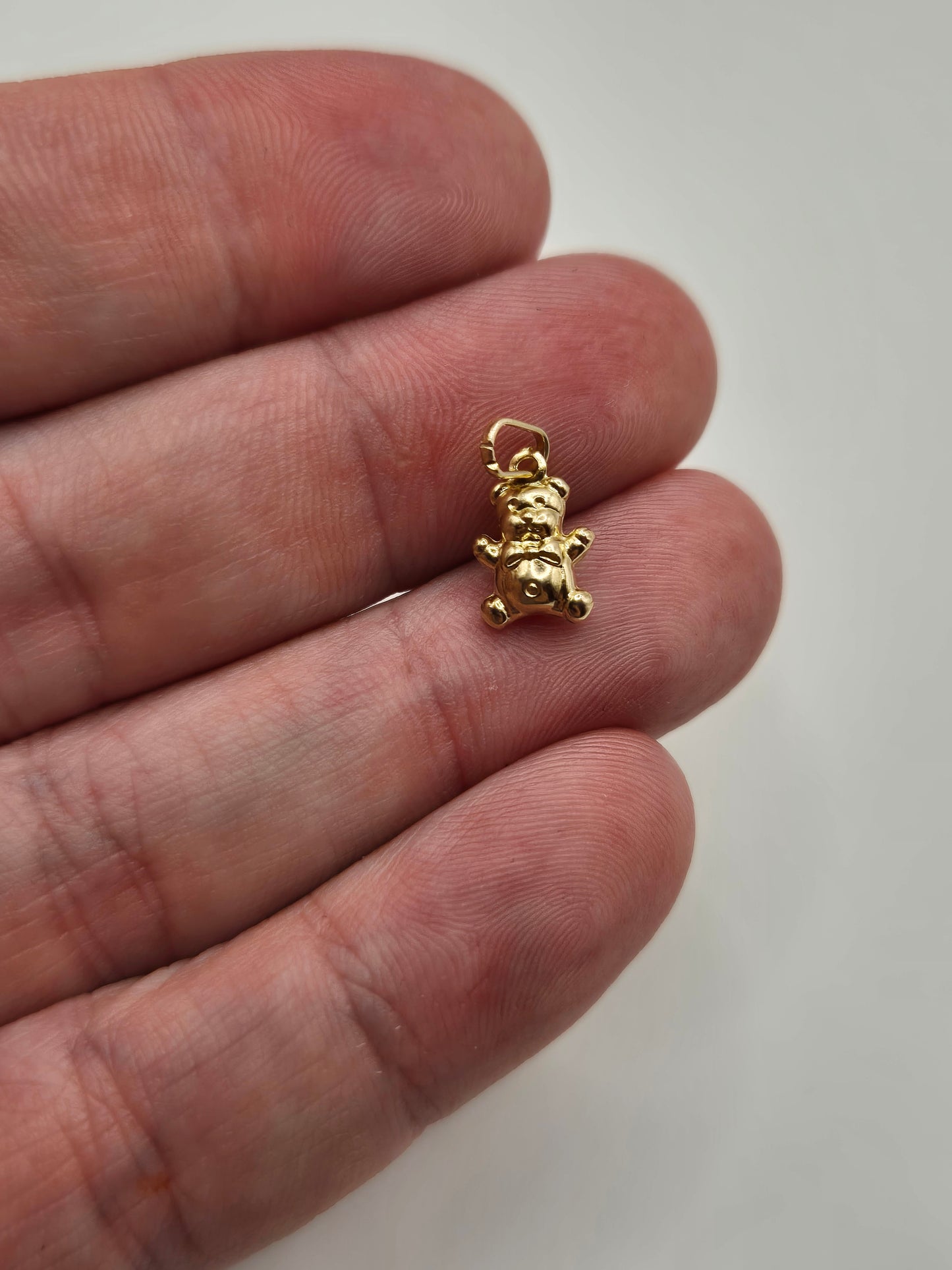 9ct gold bear charm