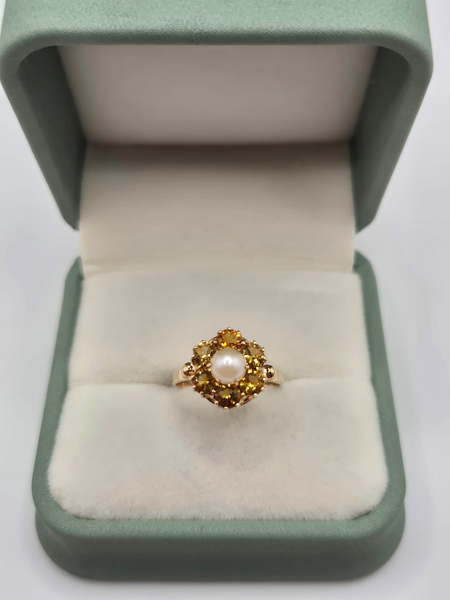 9ct gold pearl and citrine ring