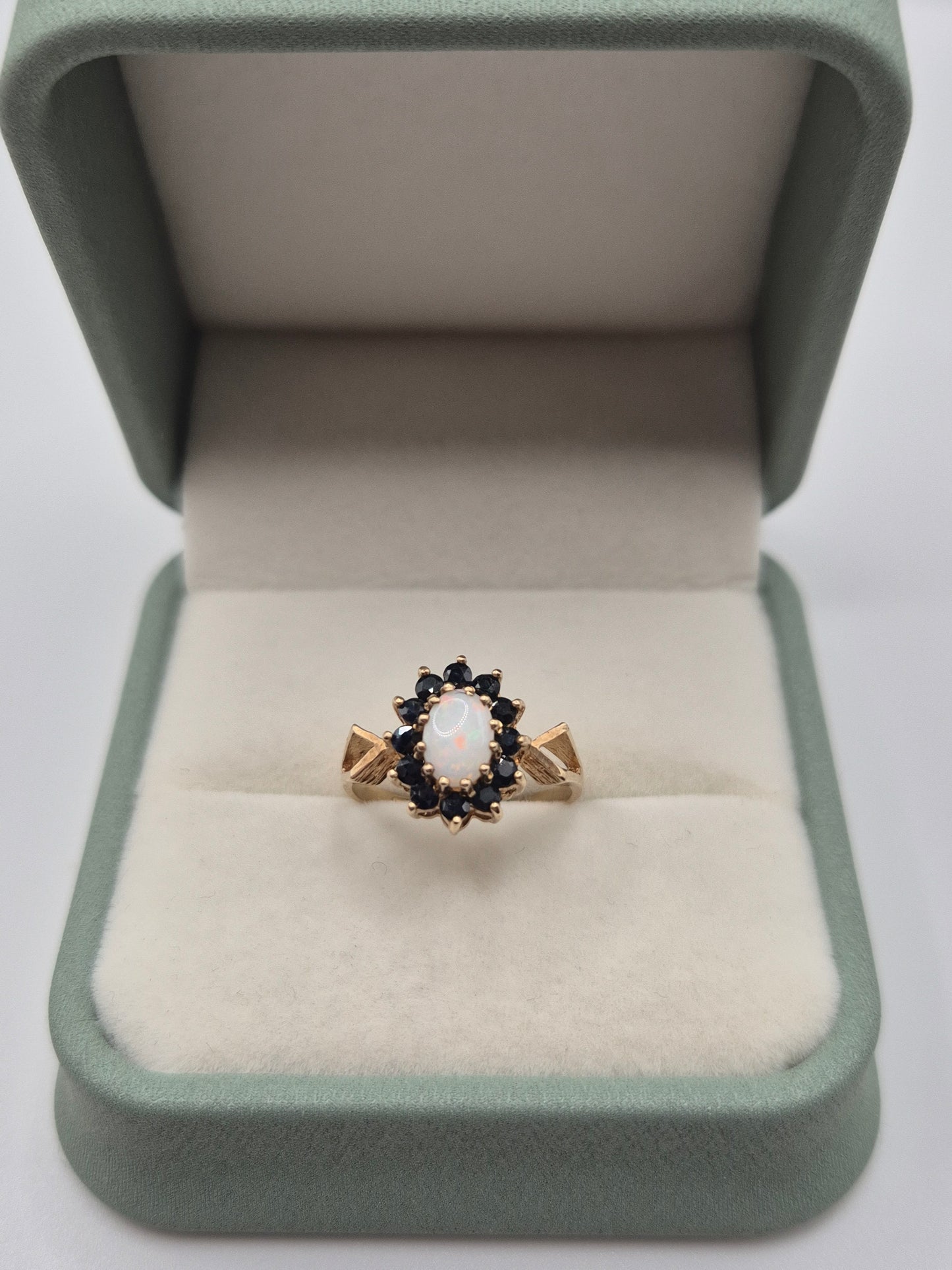 9ct gold opal and sapphire ring