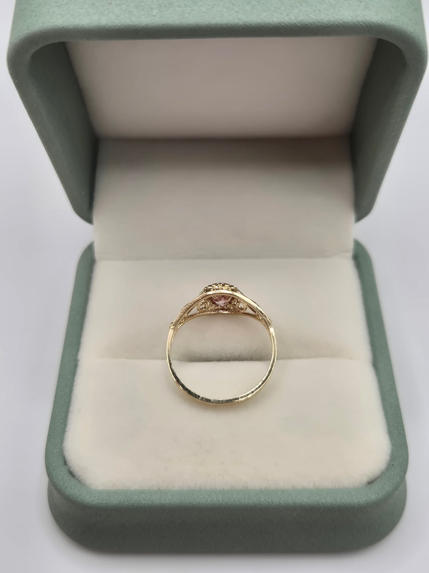 9ct gold pink topaz ring