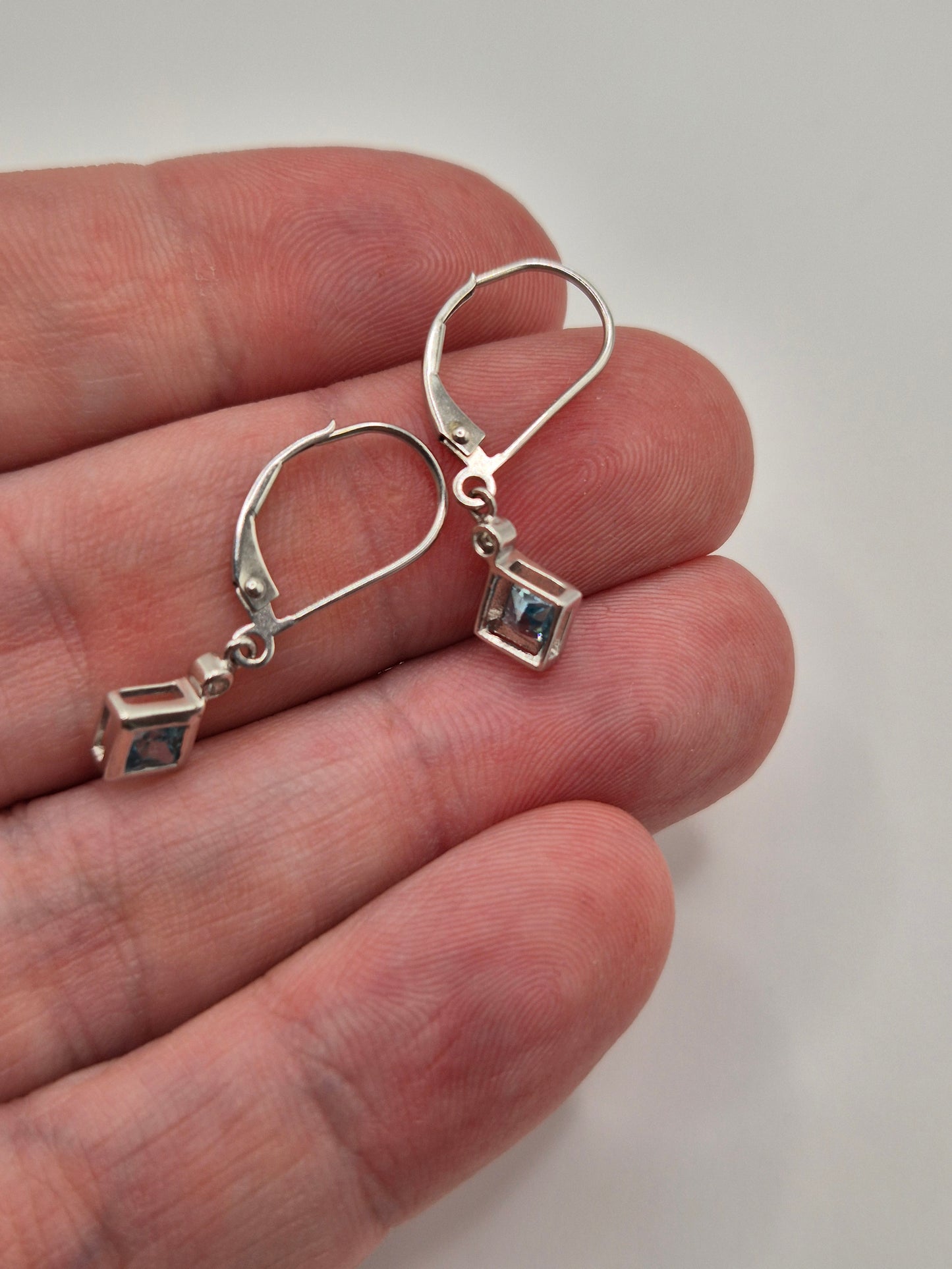 9ct white gold topaz earrings