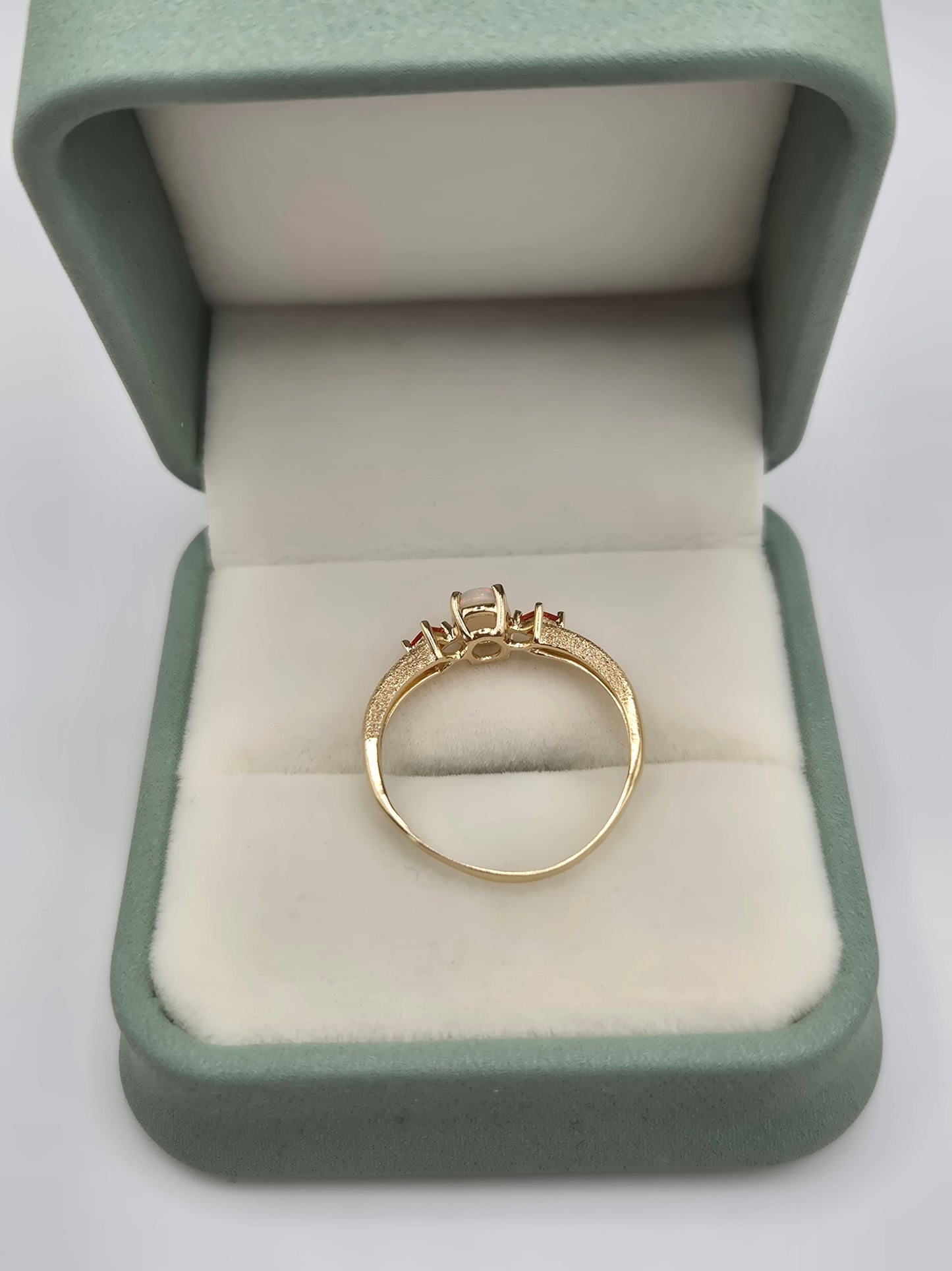 9ct gold opal and citrine ring