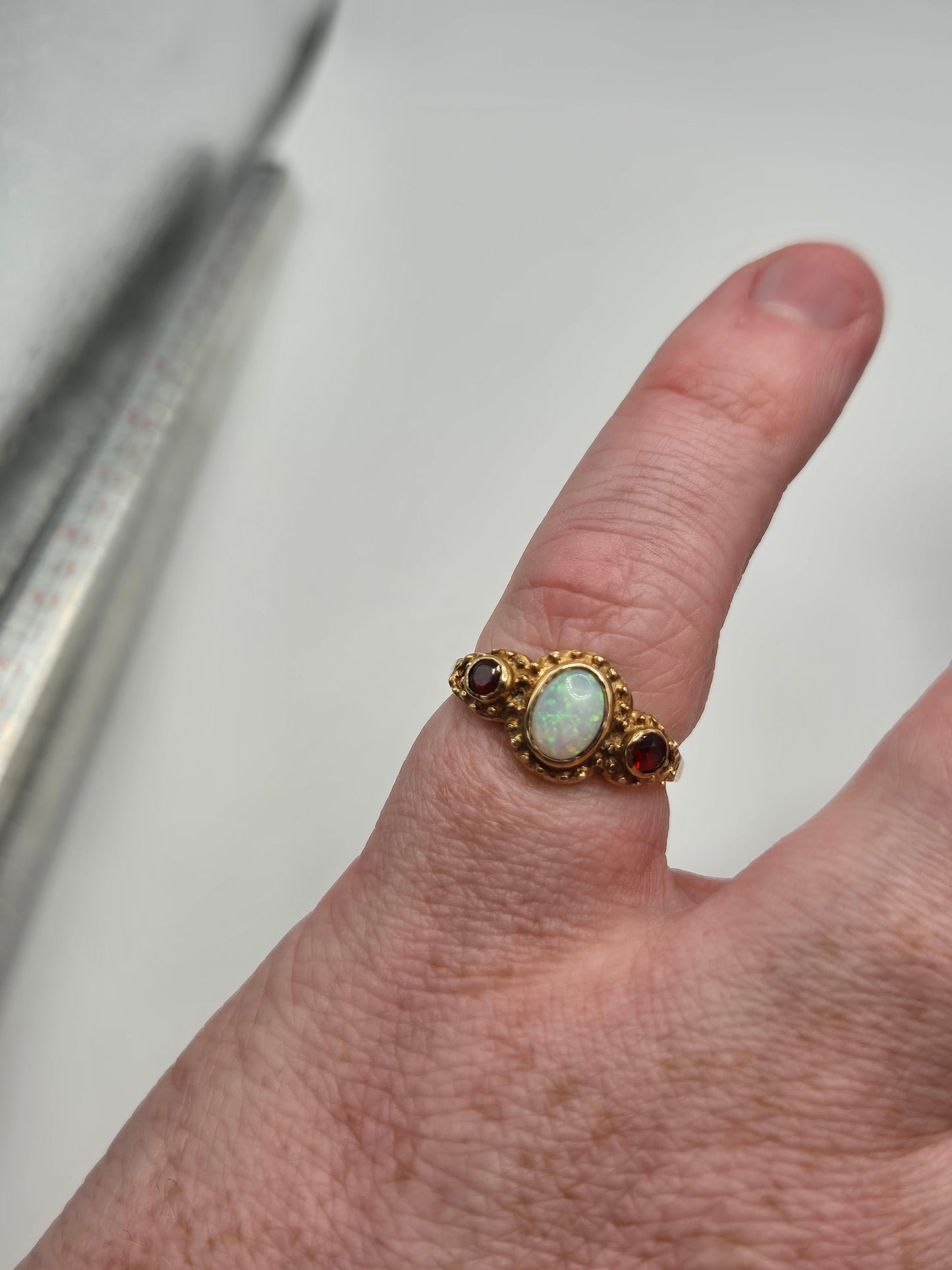 Antique 9ct gold opal and garnet ring