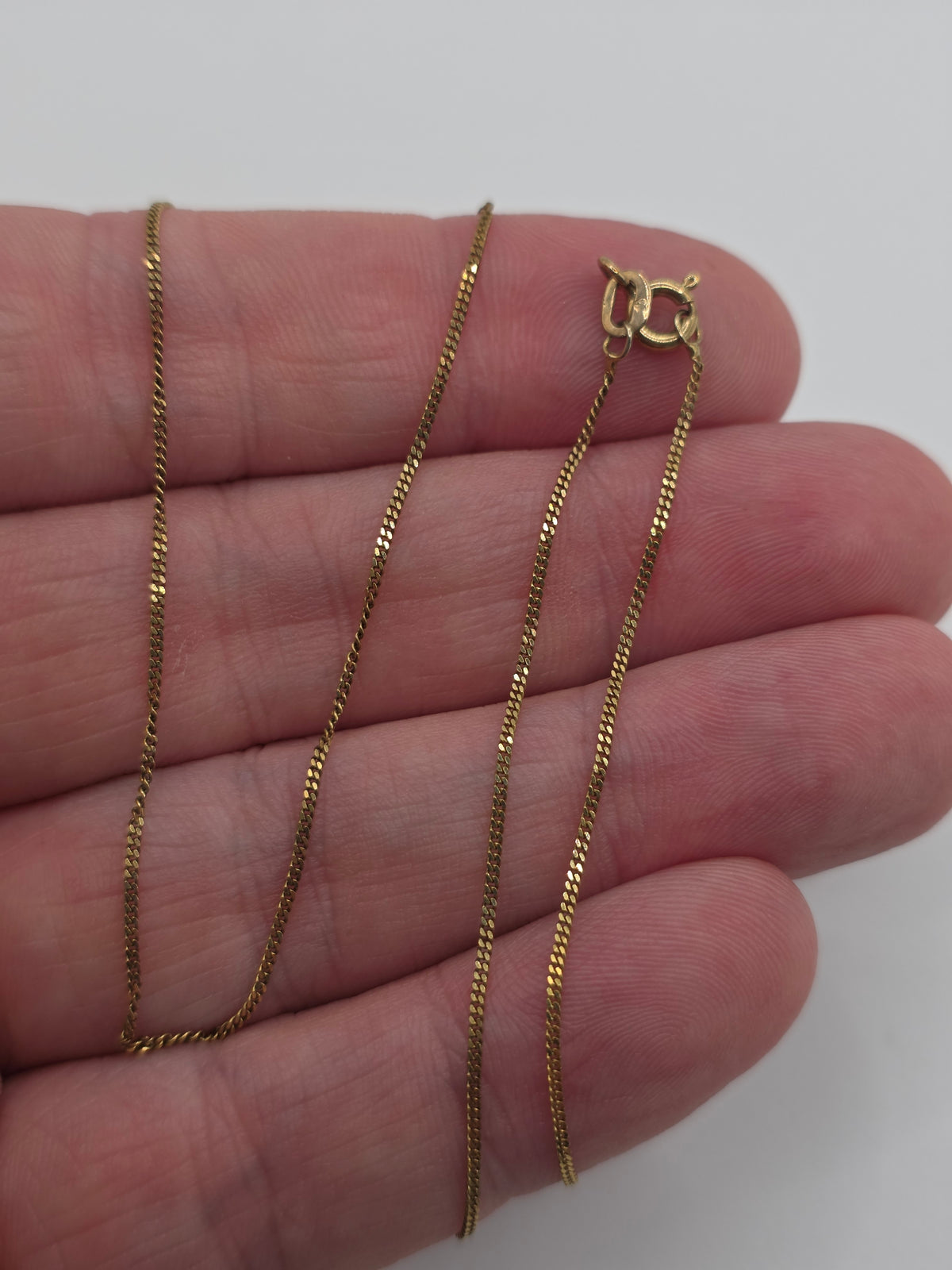 9ct gold chain (122)