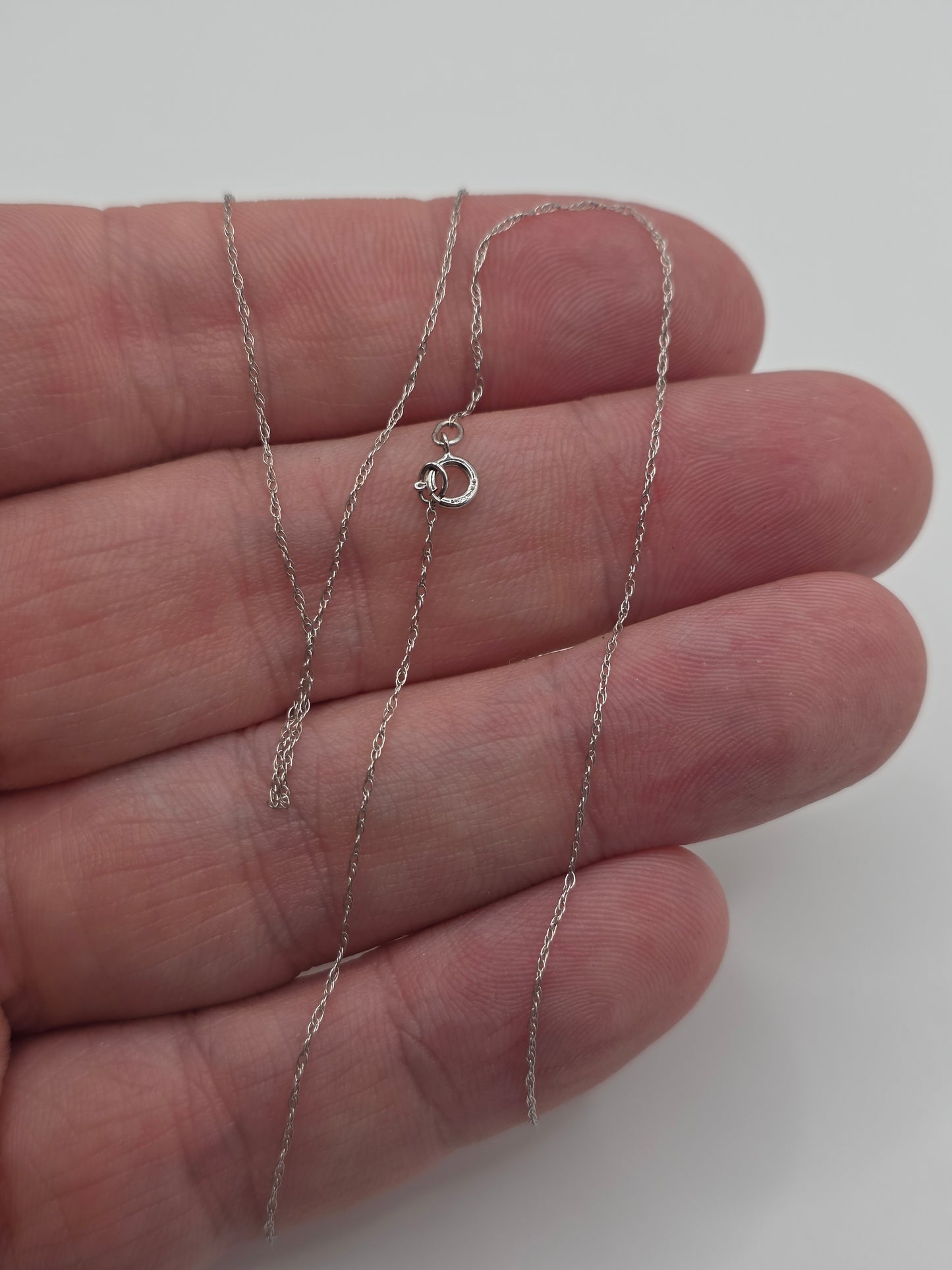 9ct white gold chain (76)