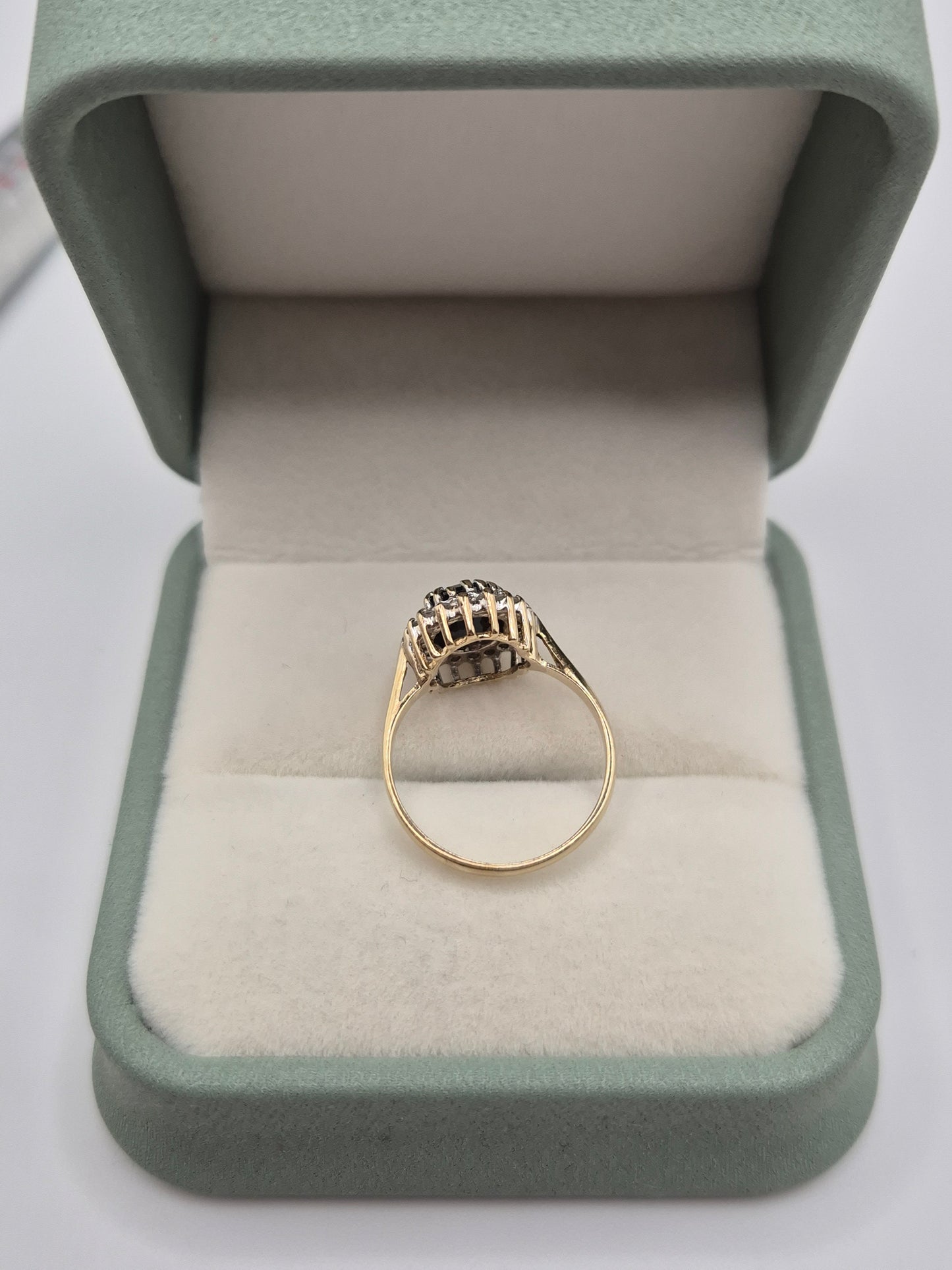 9ct gold sapphire and diamond ring