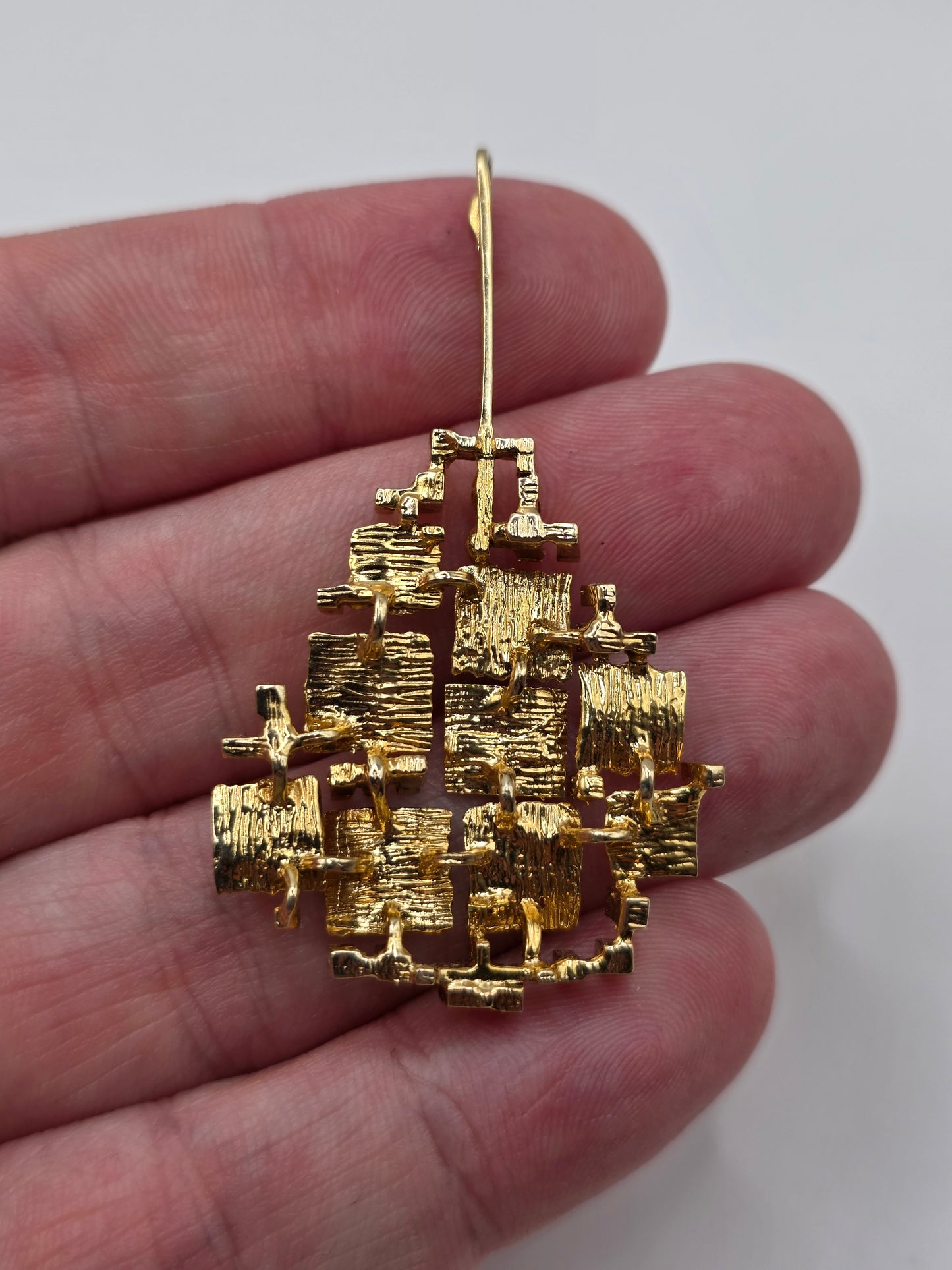 9ct gold pendant