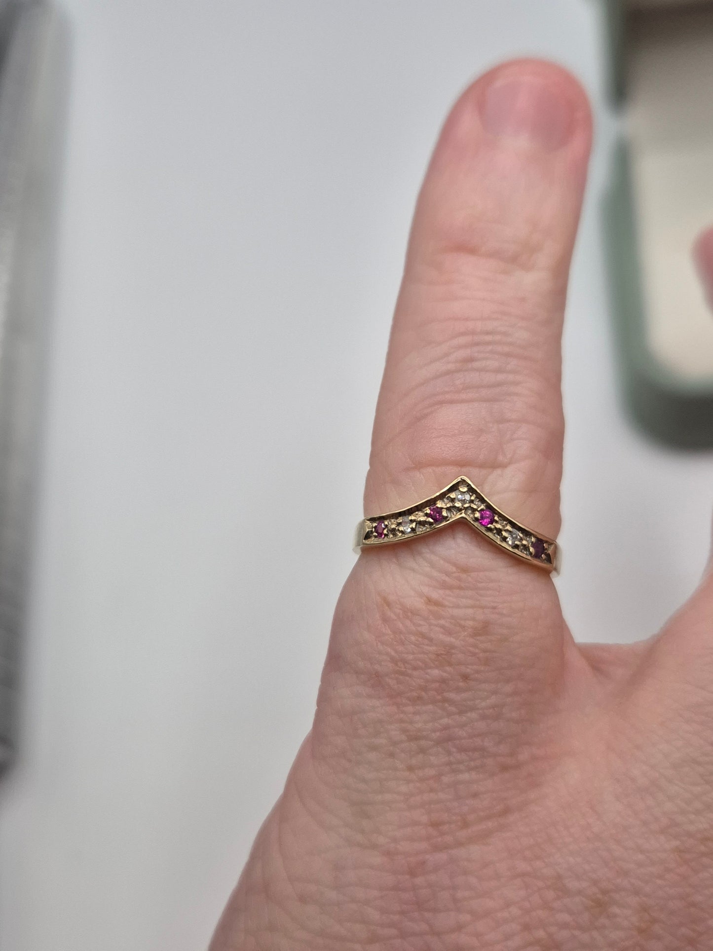 9ct gold ruby and diamond wishbone ring