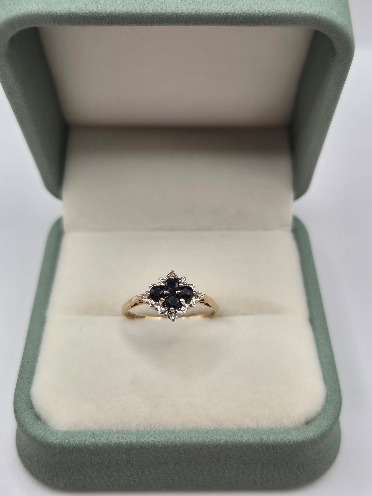 9ct gold sapphire and diamond ring