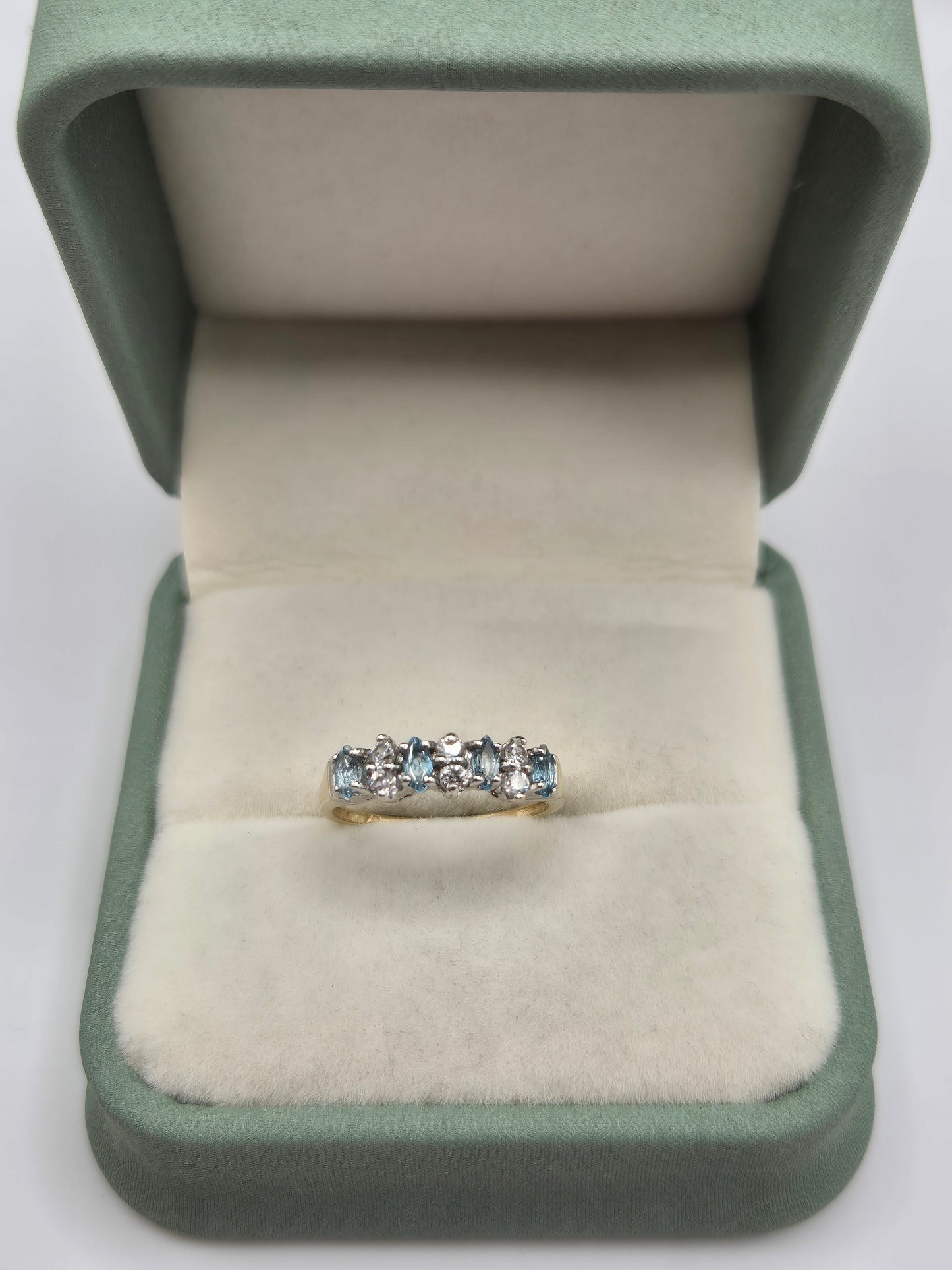 9ct gold topaz and cz ring