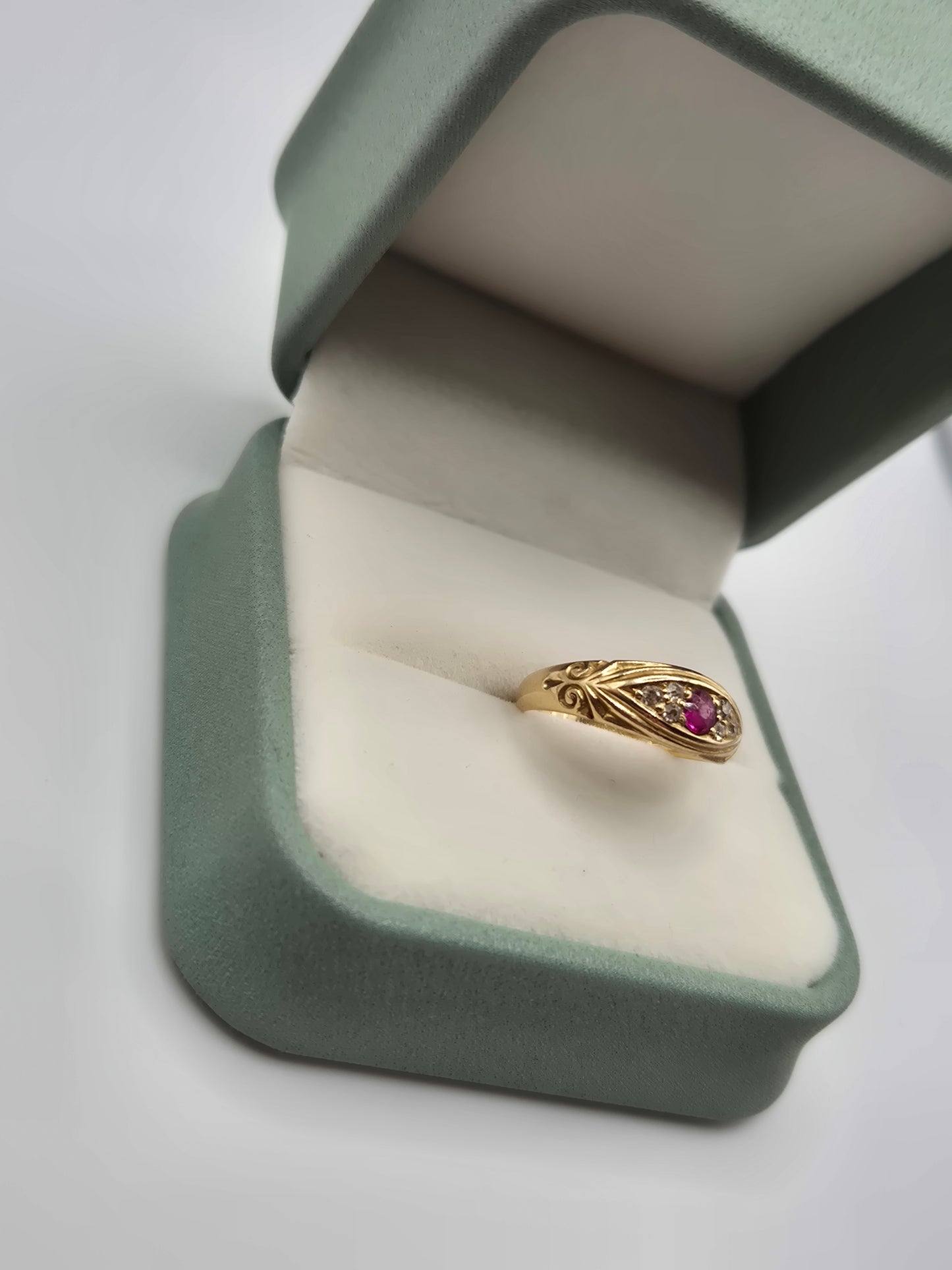 Heavy 18ct gold ruby and diamond gypsy ring