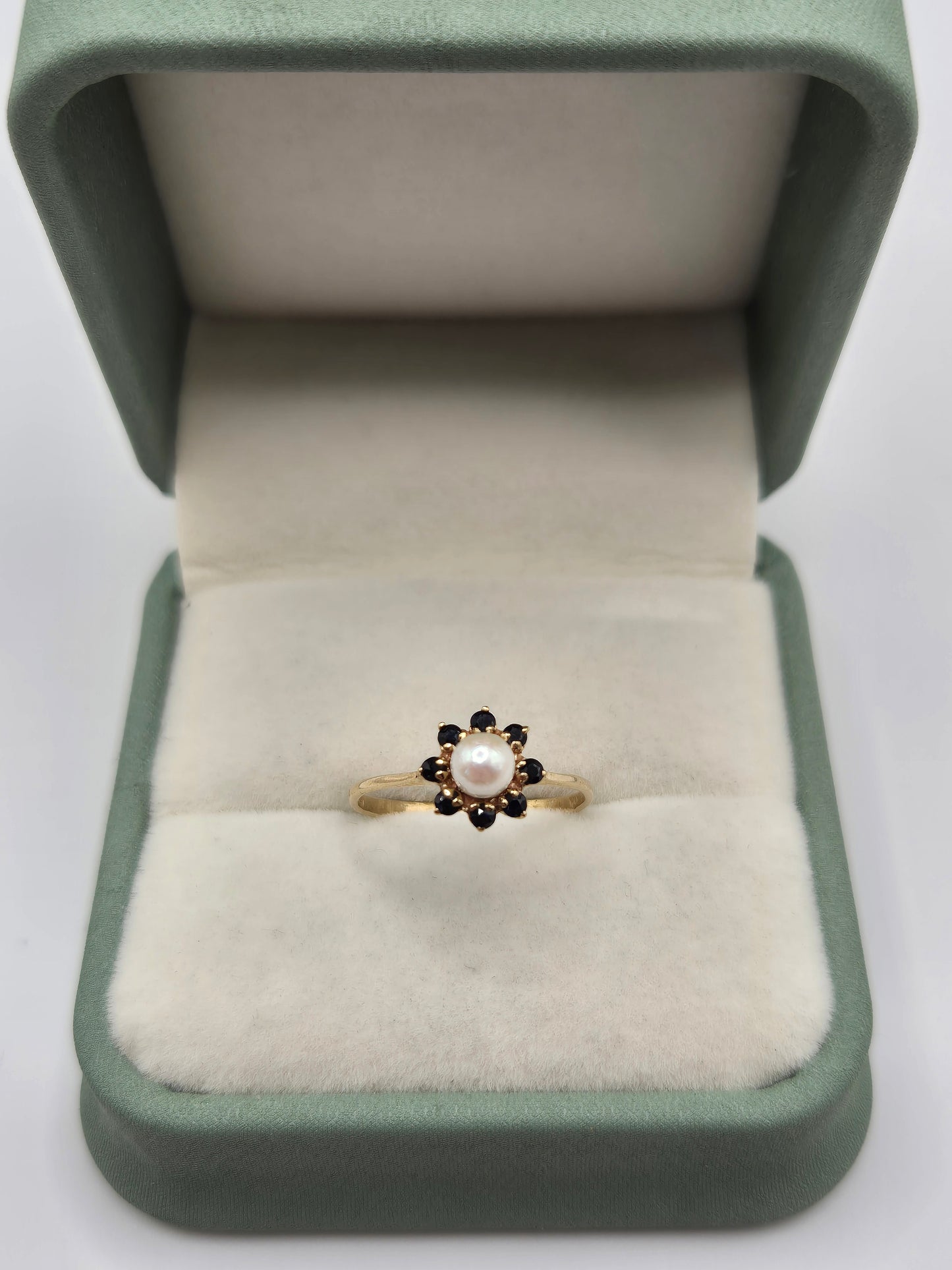 9ct gold pearl and sapphire ring