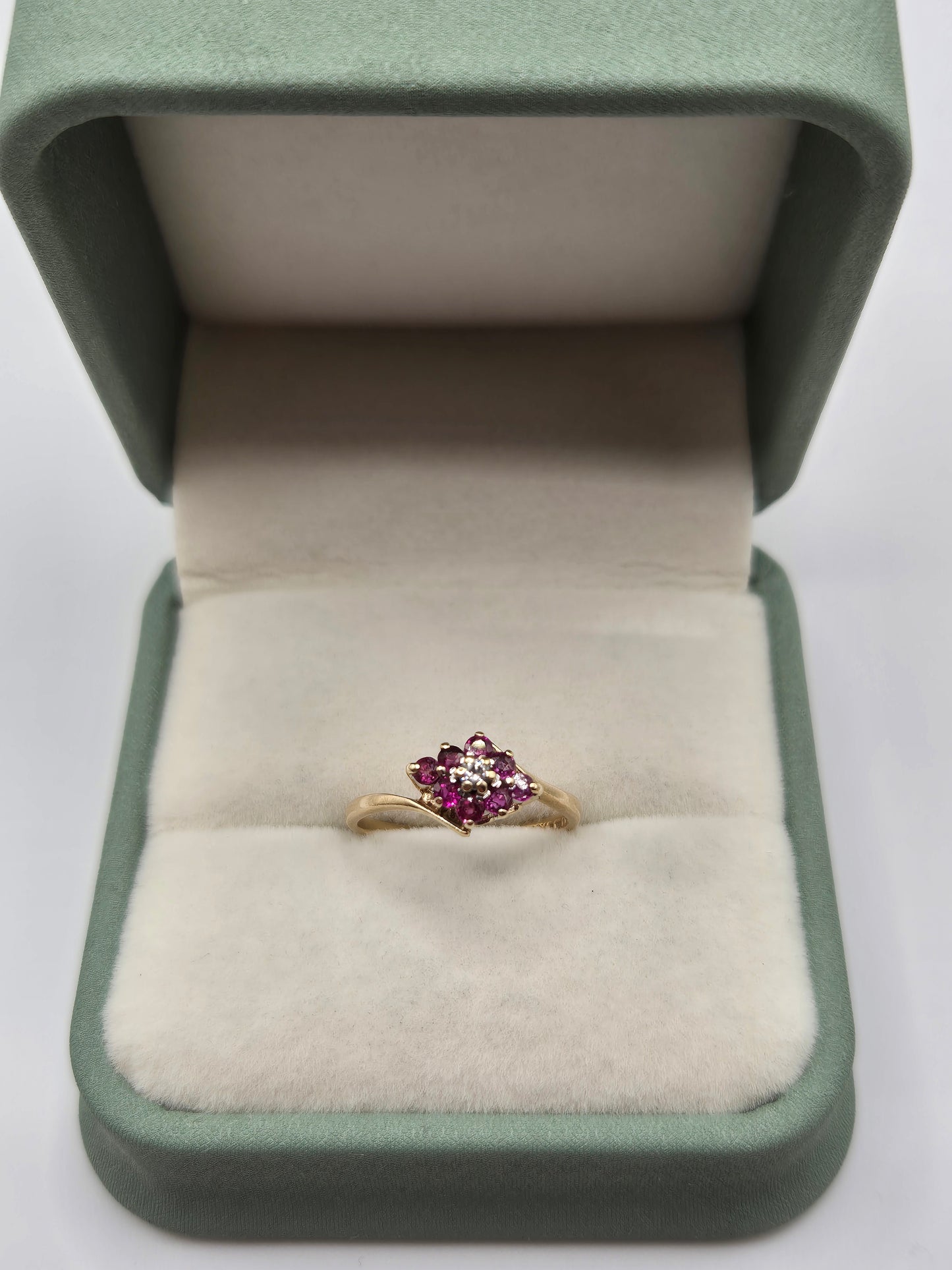 9ct gold ruby ring