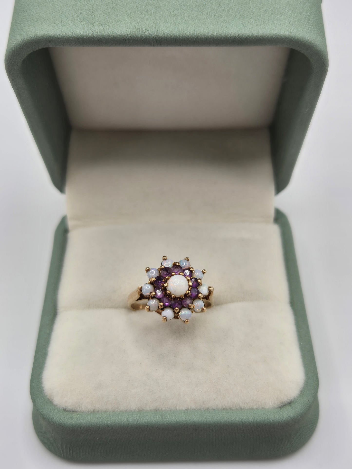 9ct gold amethyst and opal ring