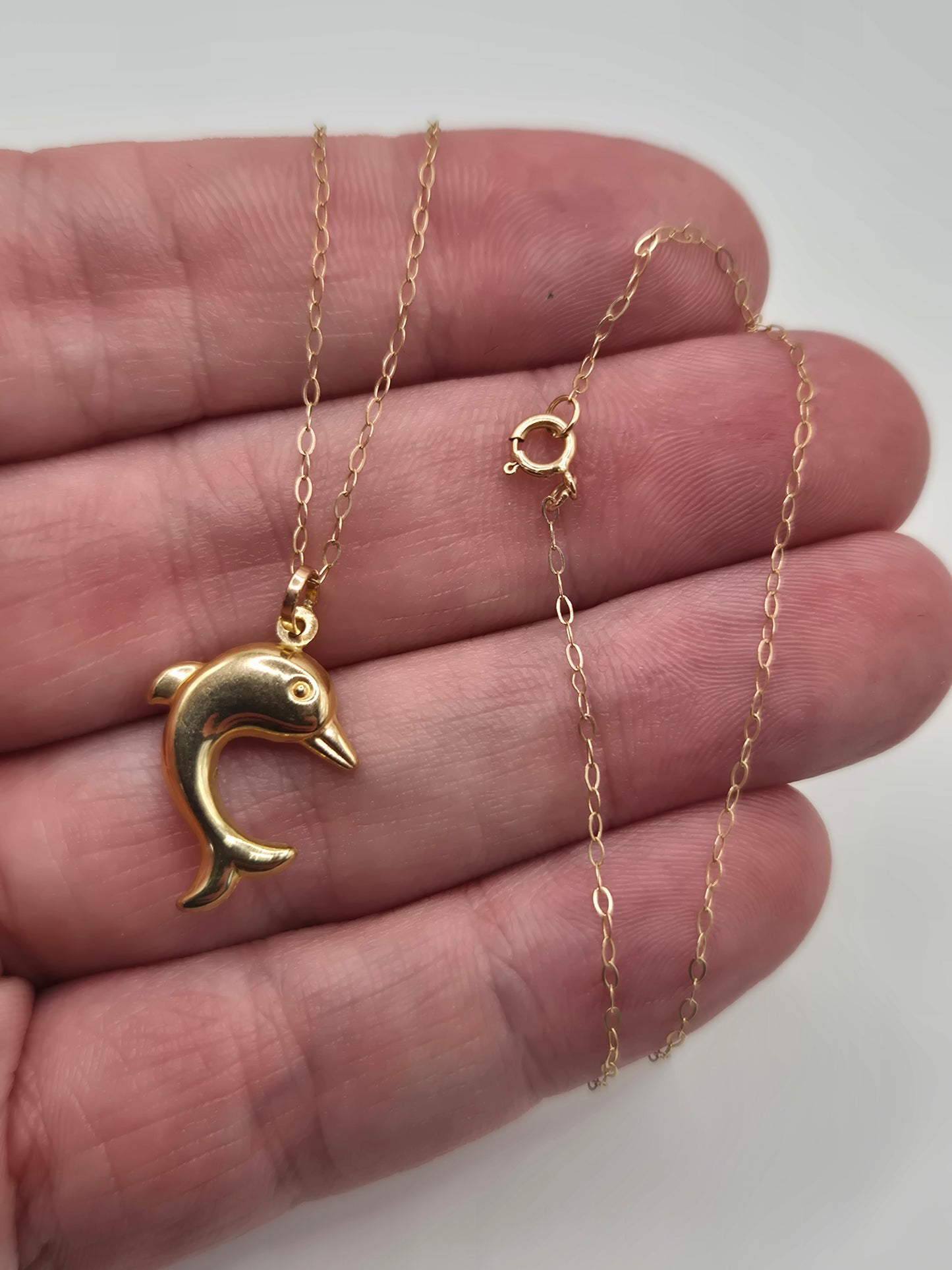 9ct gold dolphin necklace