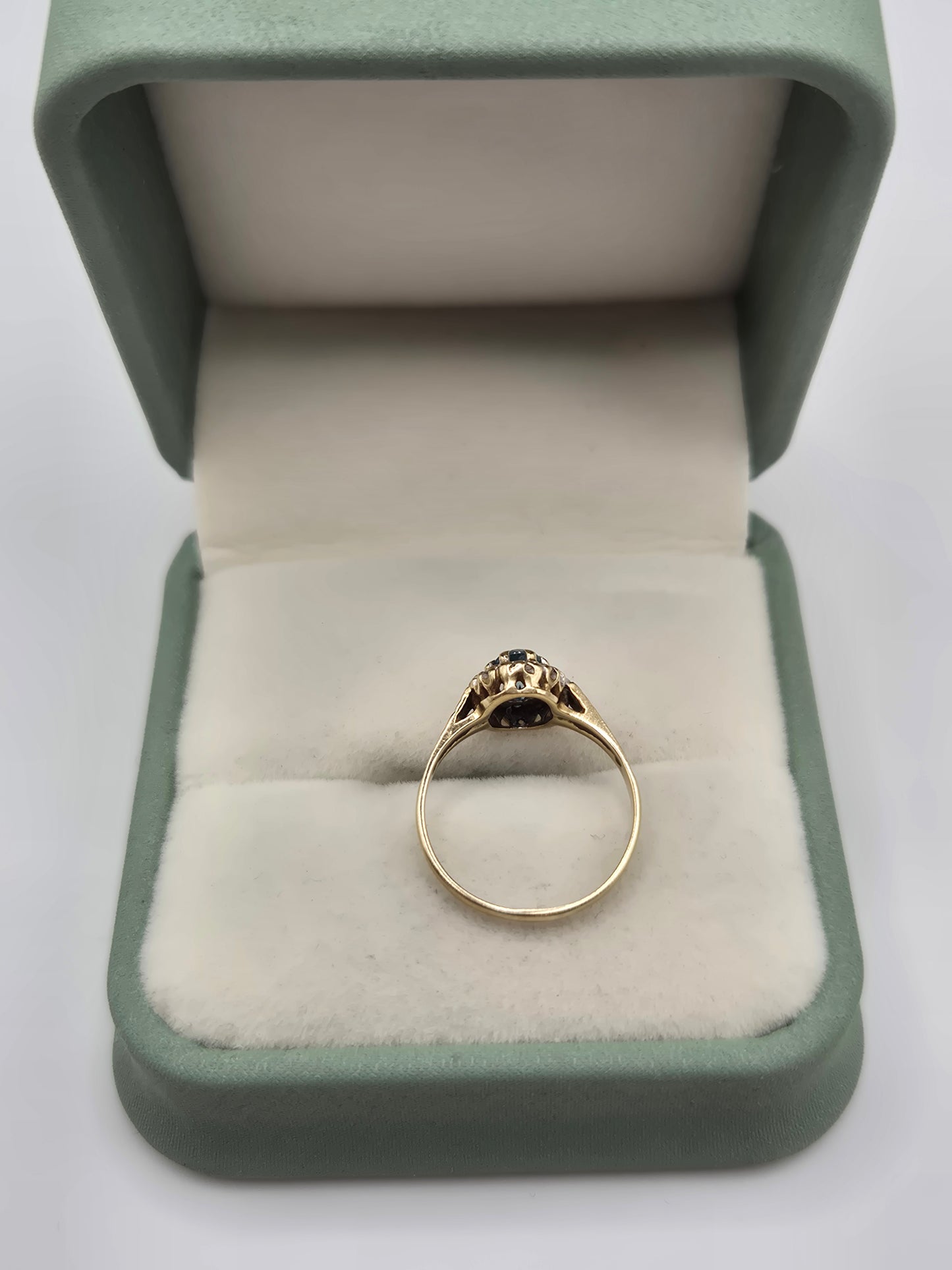 9ct gold topaz and diamond ring