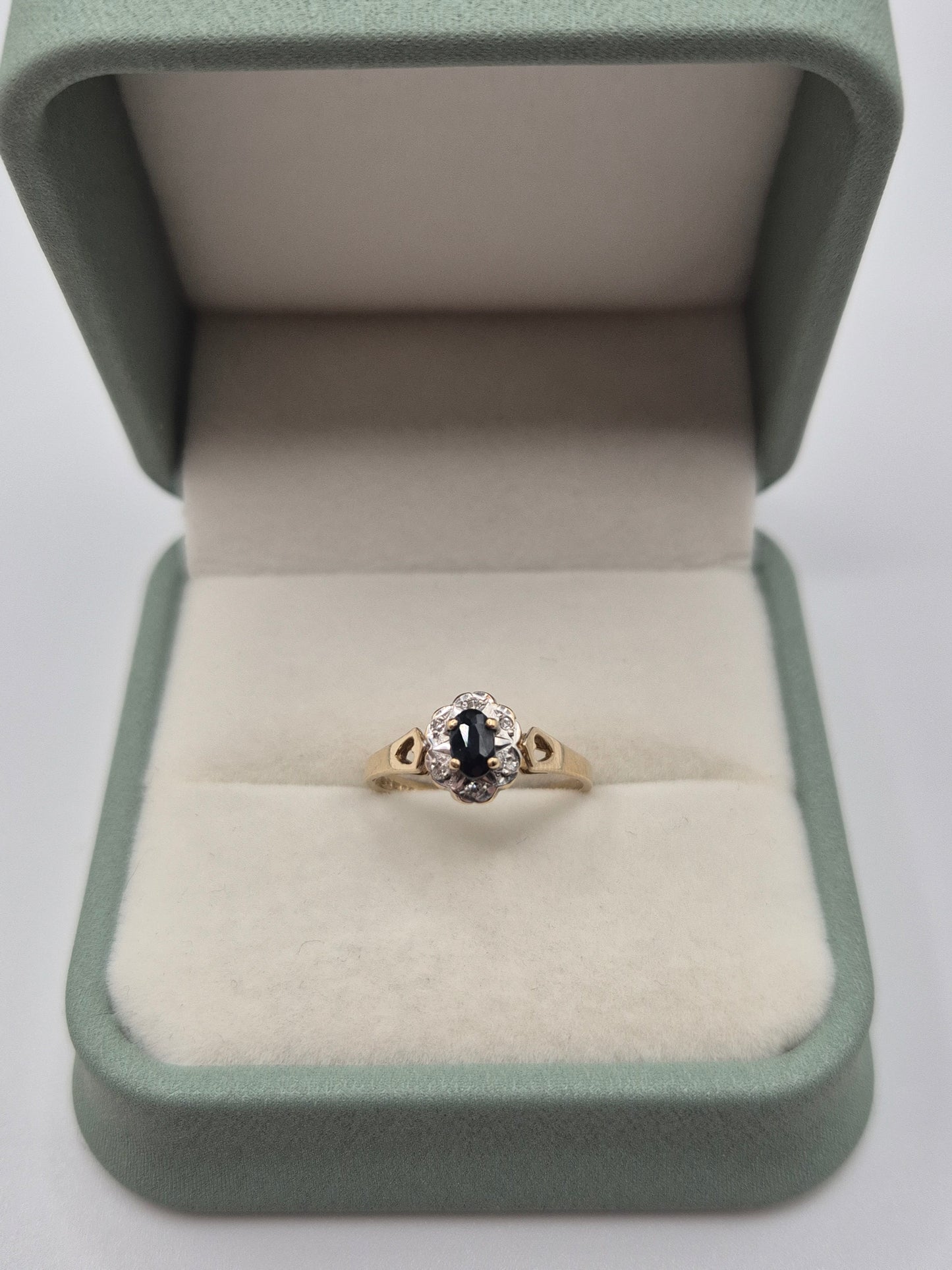 9ct gold sapphire and diamond ring