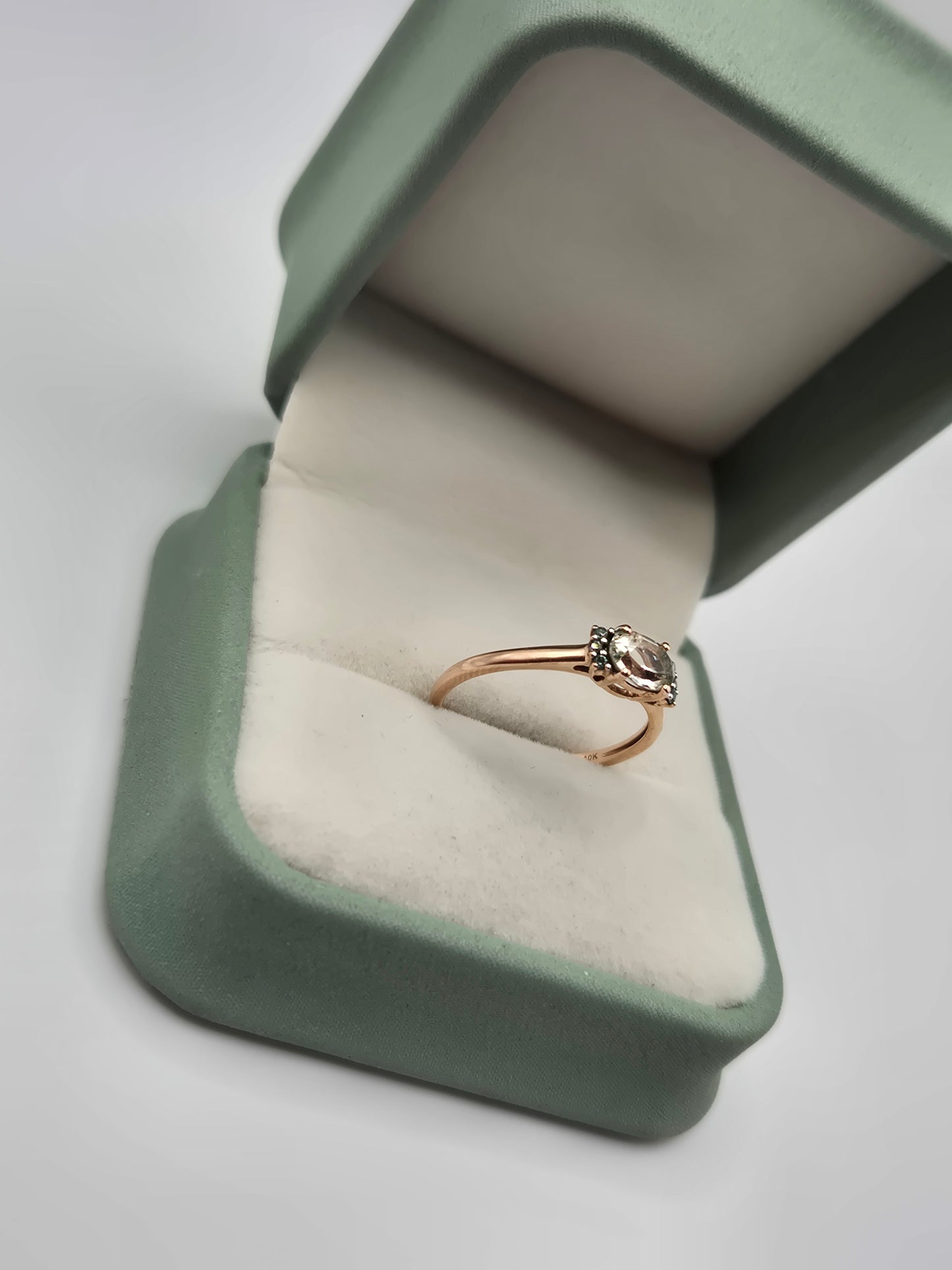 9ct rose gold morganite and sapphire ring