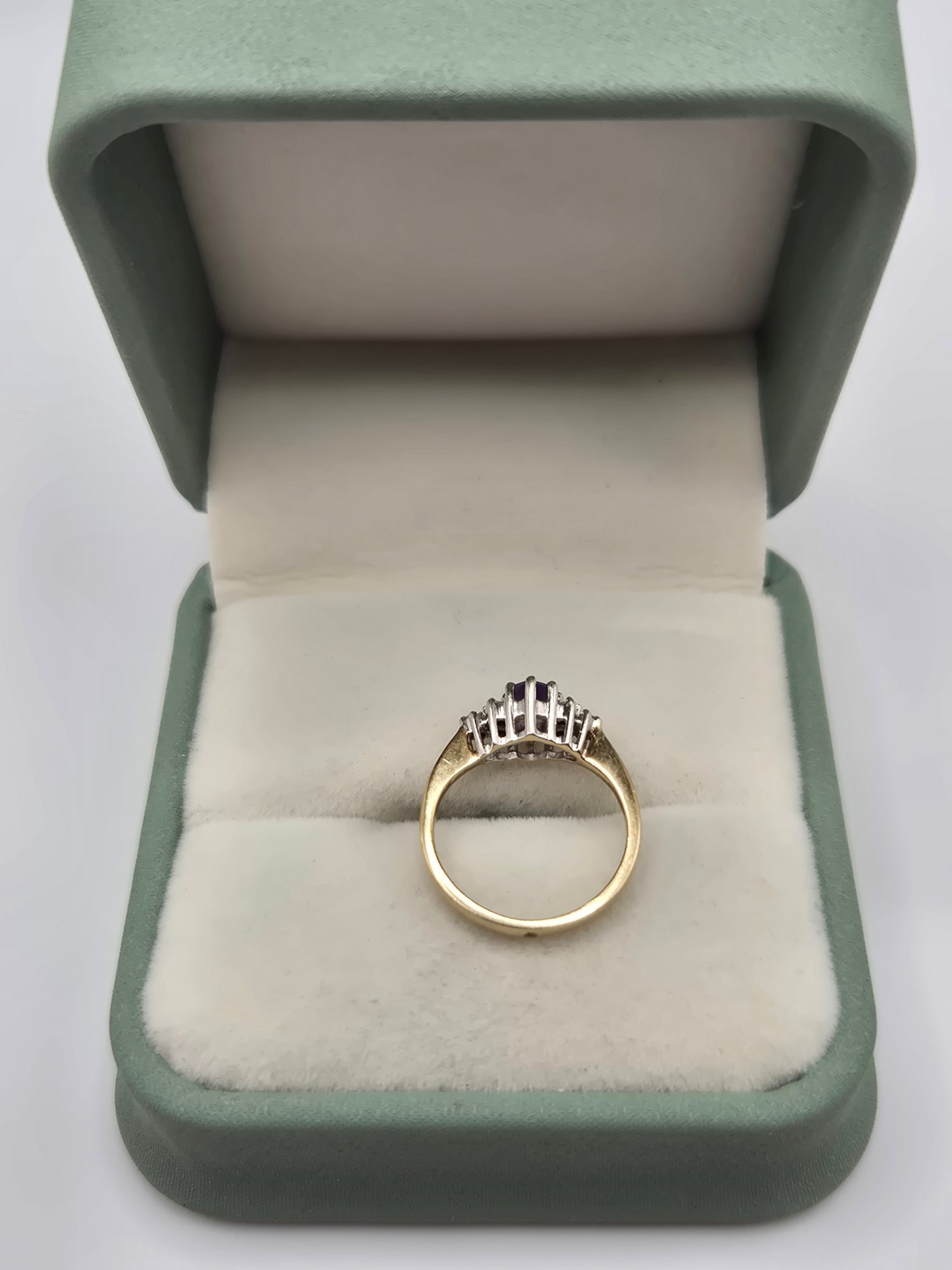 9ct gold amethyst and diamond ring