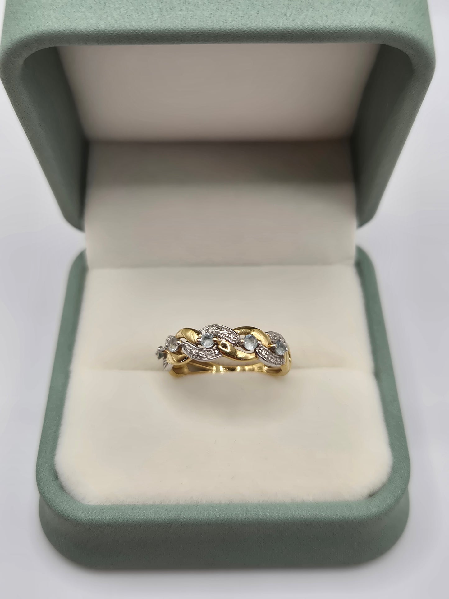 9ct gold topaz and diamond ring