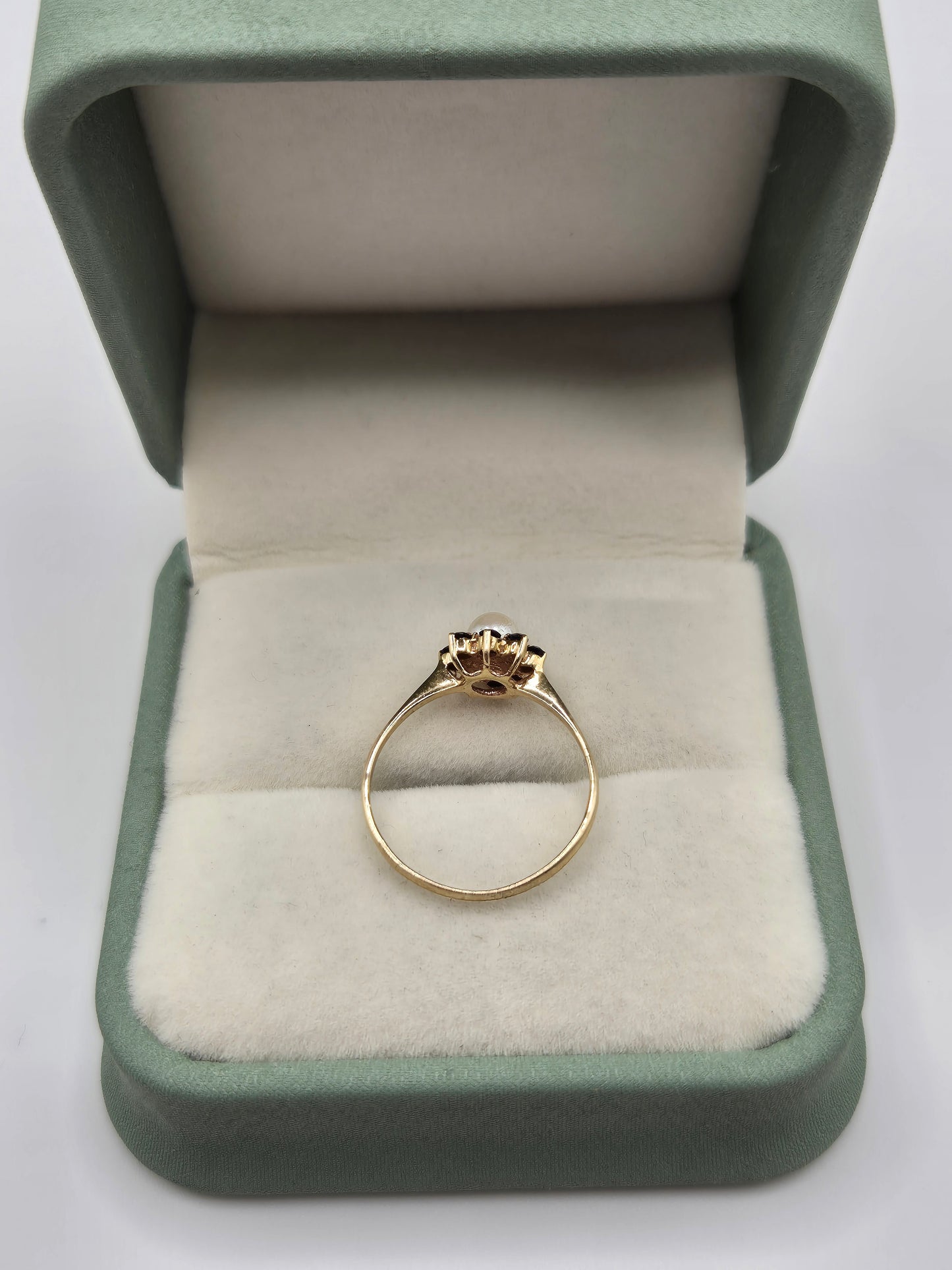 9ct gold pearl and sapphire ring