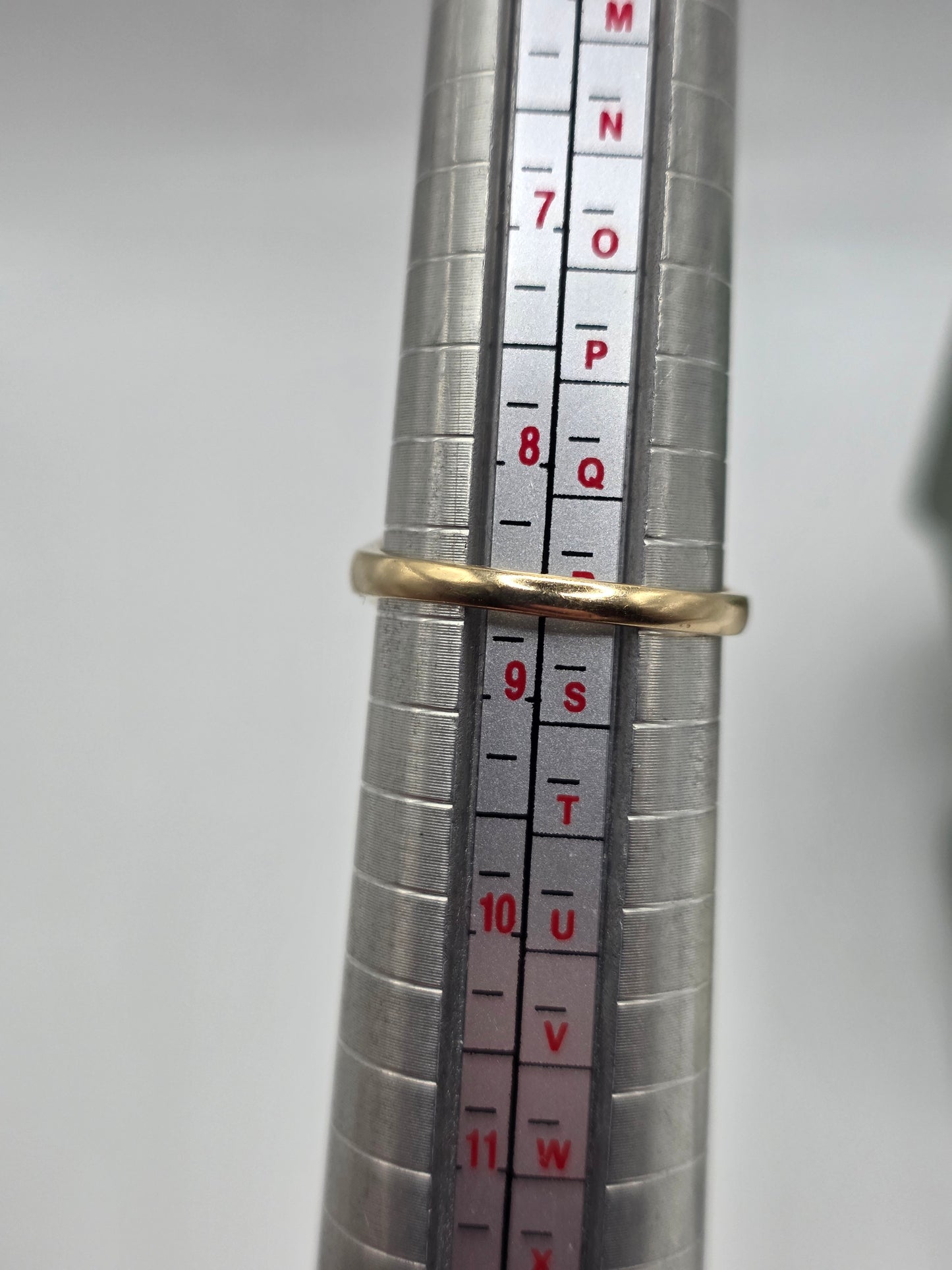 9ct gold aquamarine and yellow sapphire ring