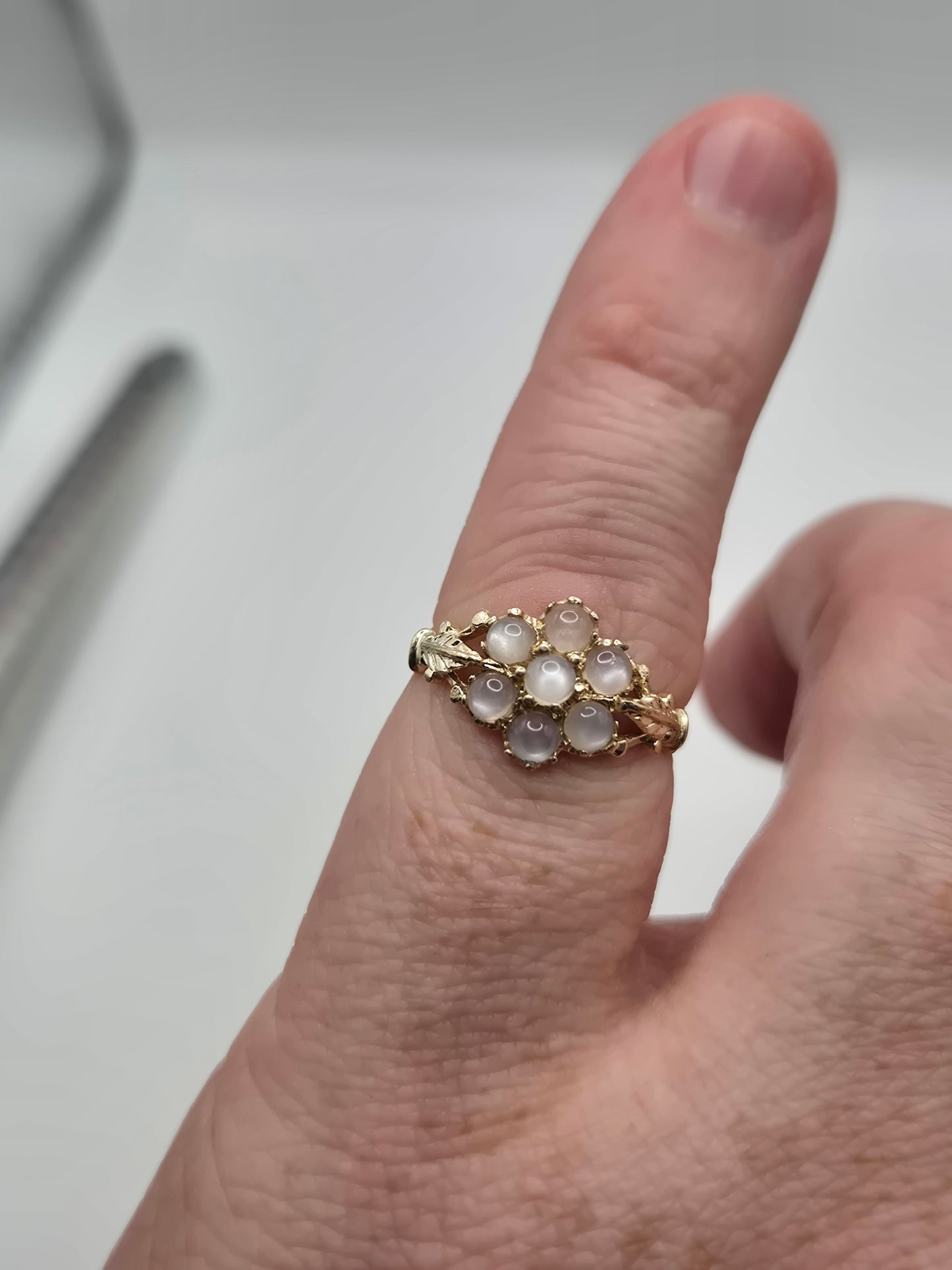 9ct gold moonstone cluster ring