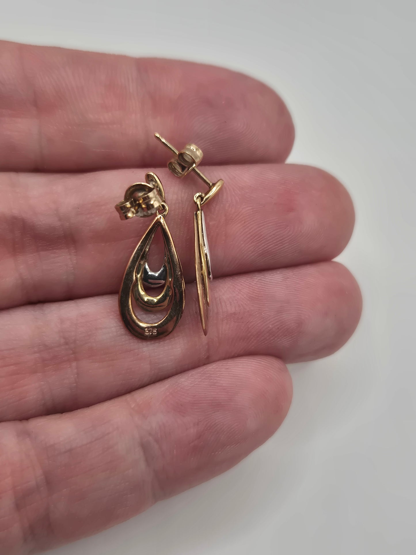9ct tri gold earrings