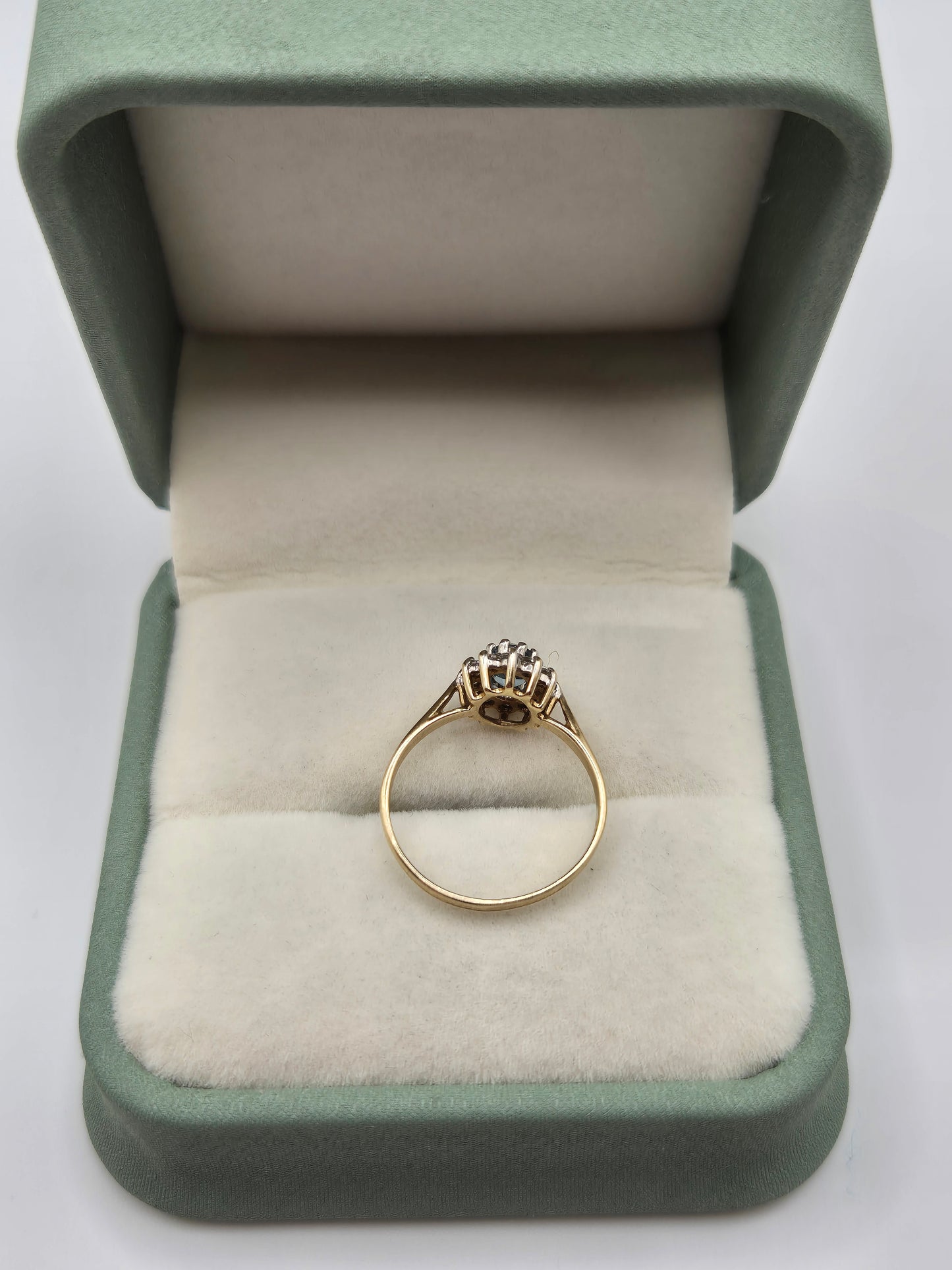 9ct gold topaz and zircon ring
