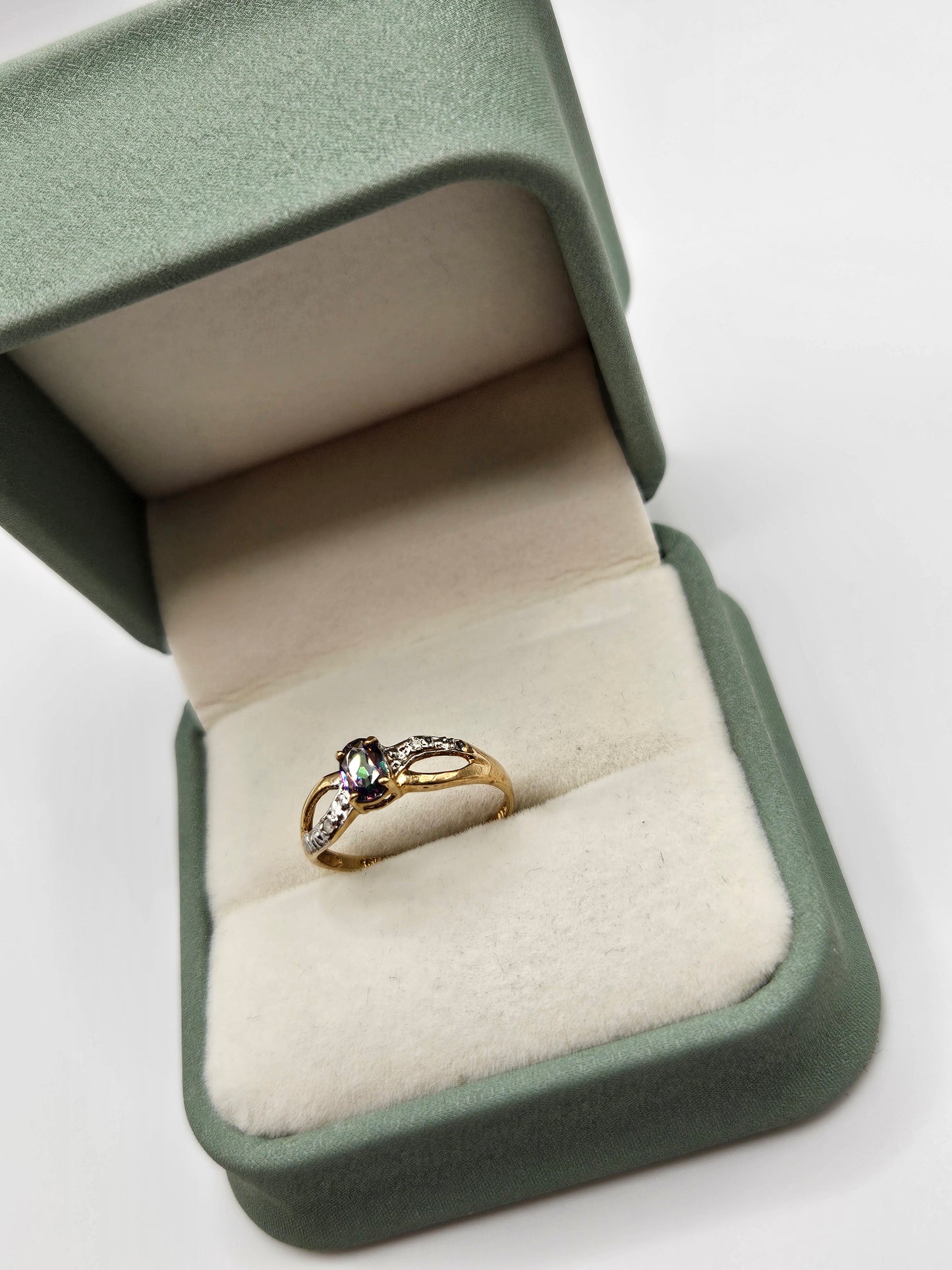 9ct gold mystic topaz and diamond ring