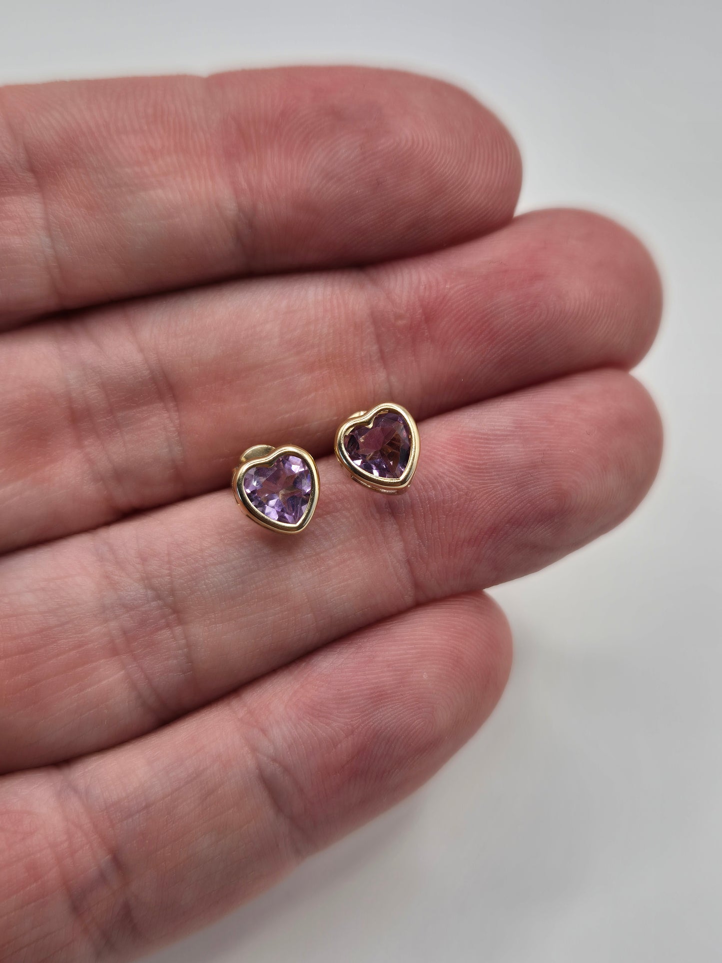 9ct gold amethyst heart earrings