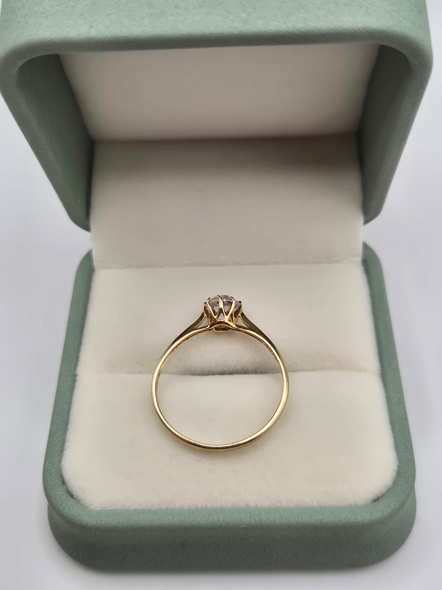 9ct gold pink amethyst ring