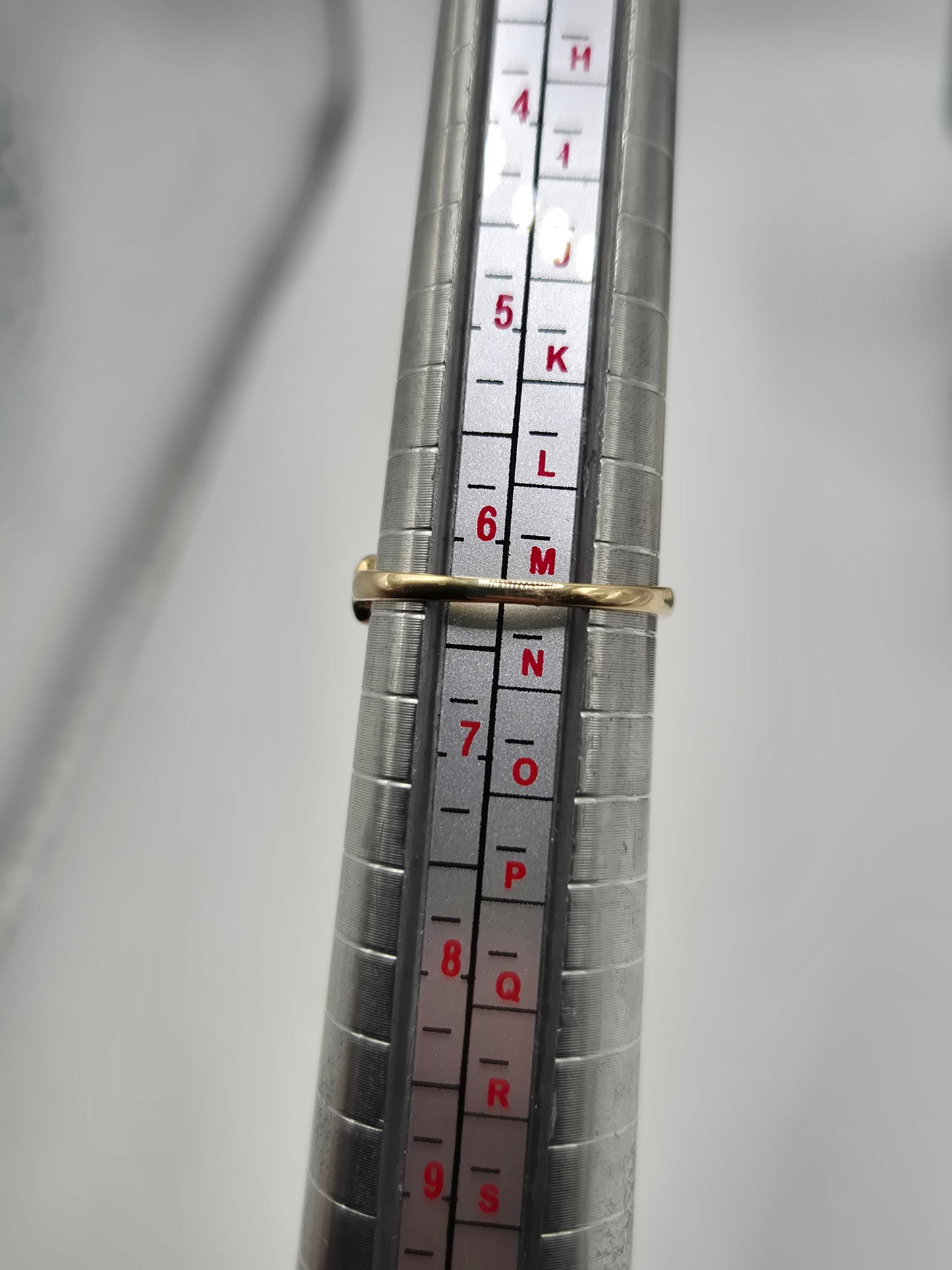 9ct gold diamond claddagh ring