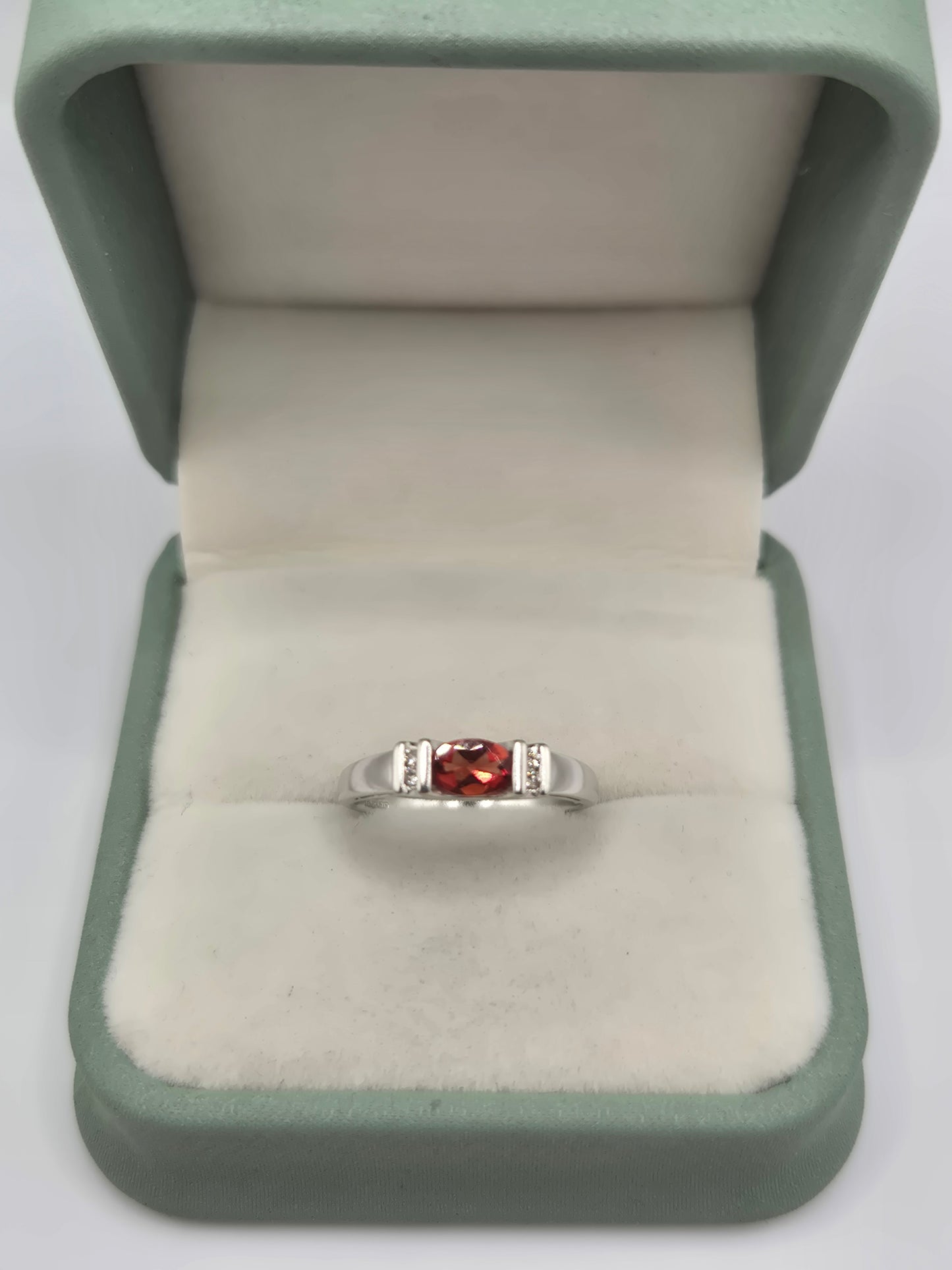 9ct white gold tourmaline and diamond ring