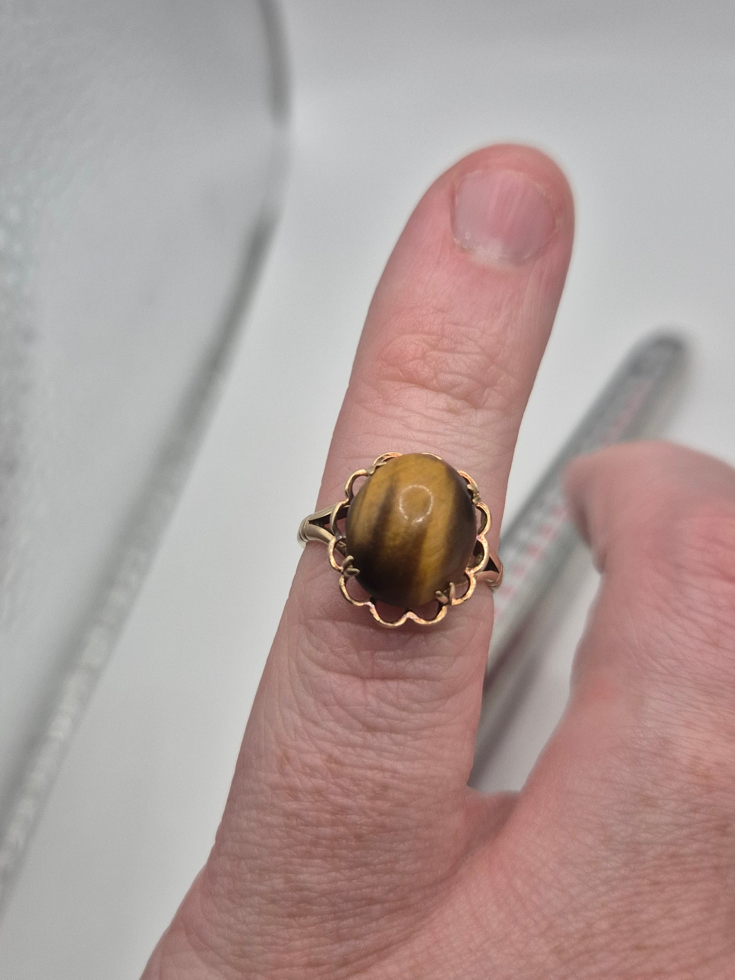 9ct gold tiger's eye ring