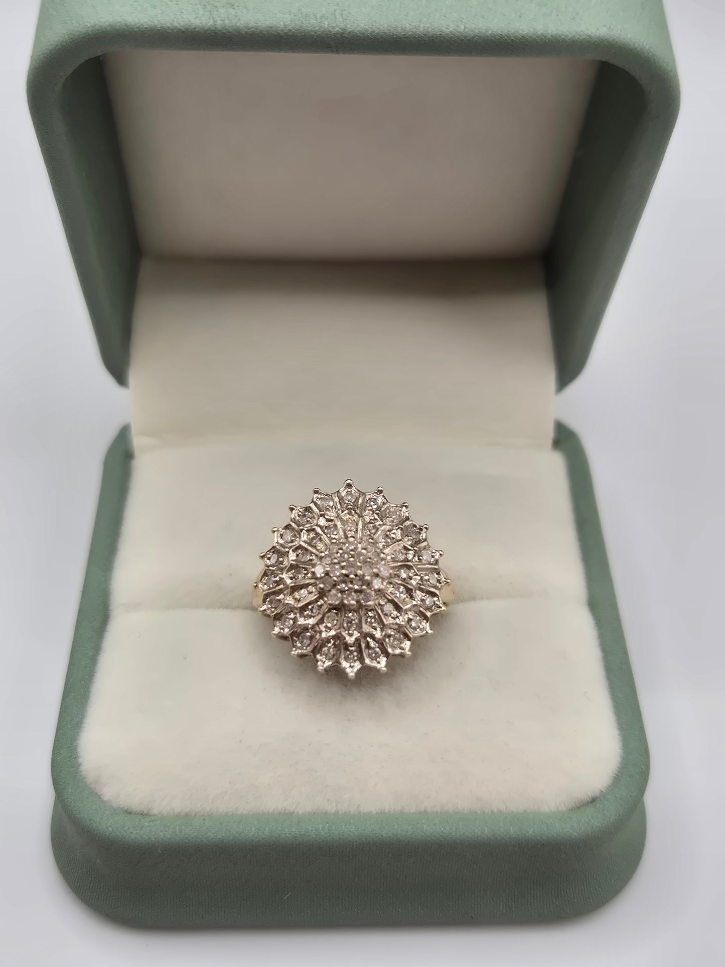 9ct gold diamond cluster ring