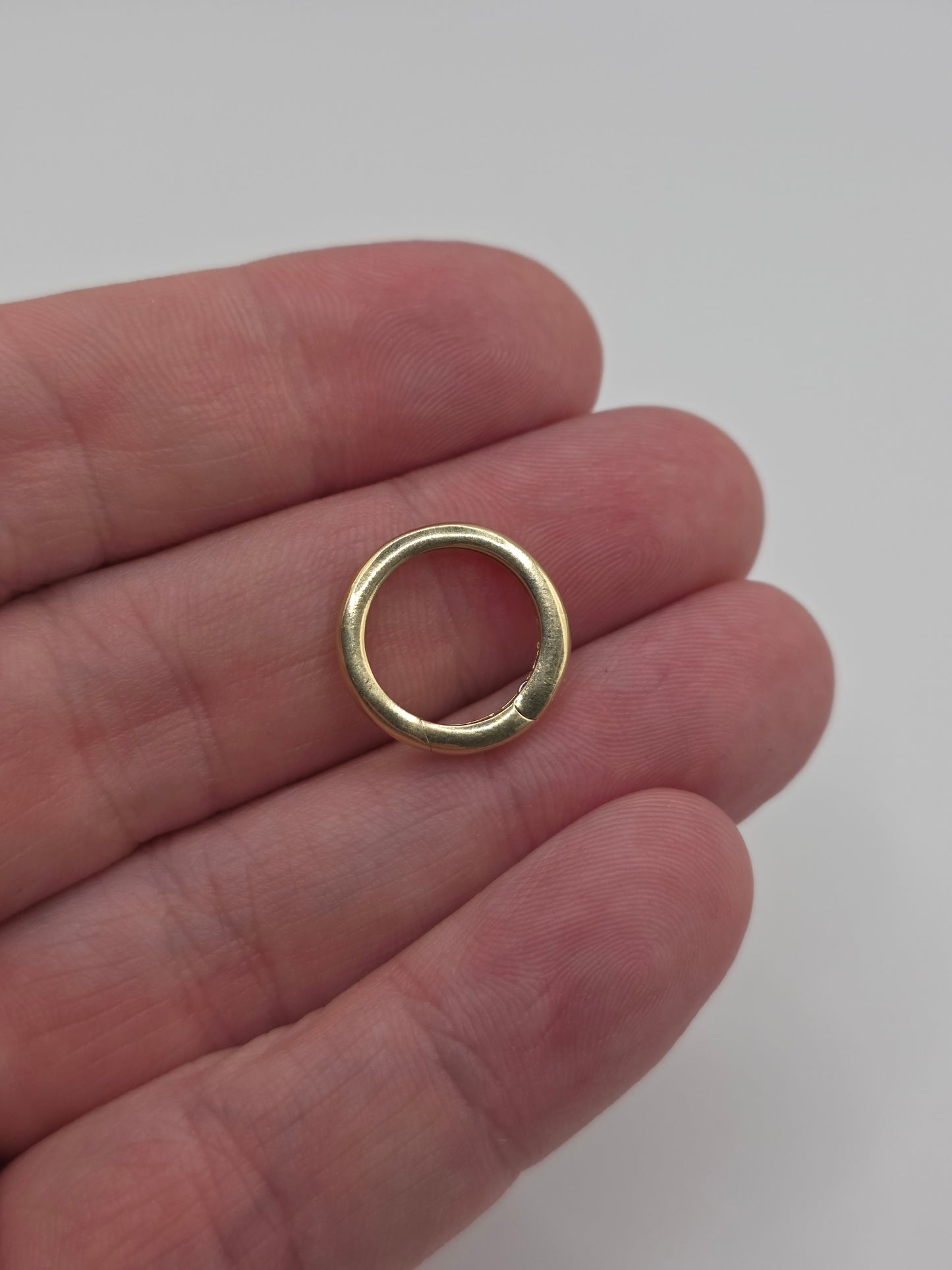 9ct gold round spring gate clasp 16mm