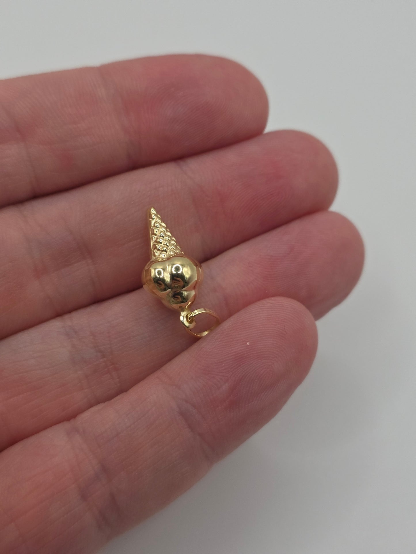 9ct gold ice cream charm