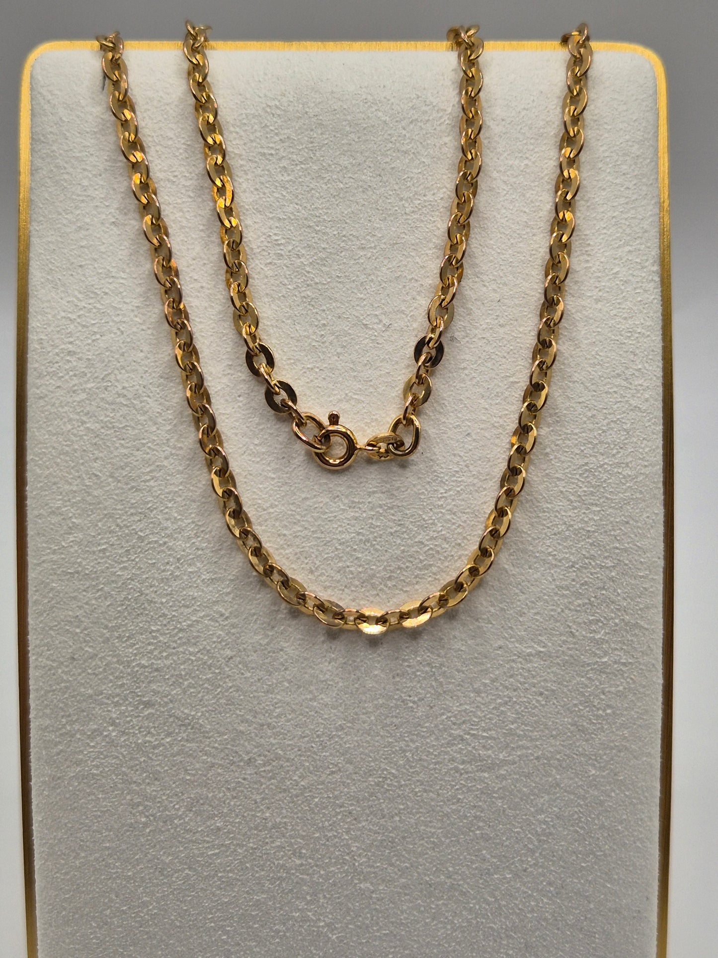 9ct gold chain (1)