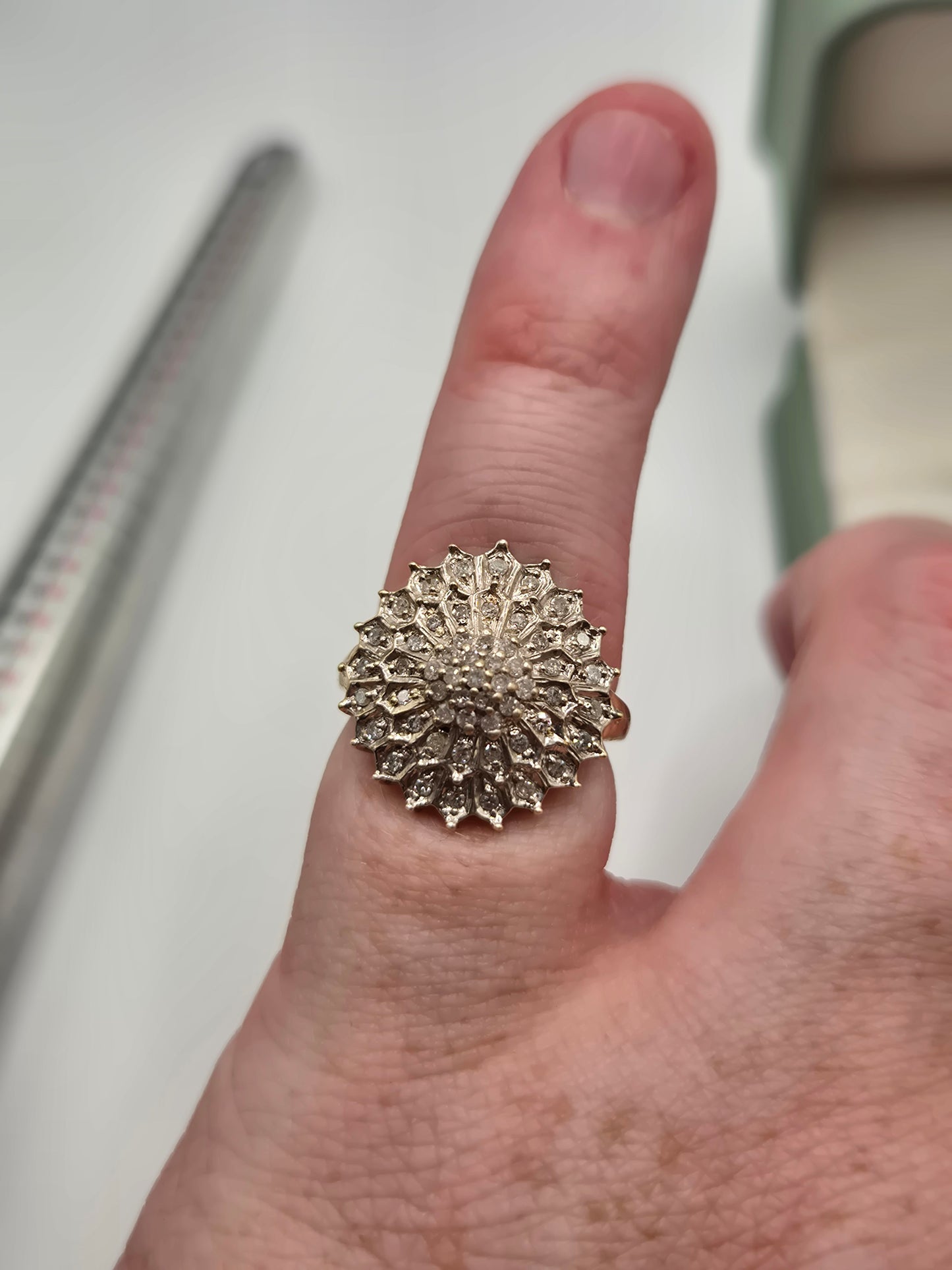 9ct gold diamond cluster ring