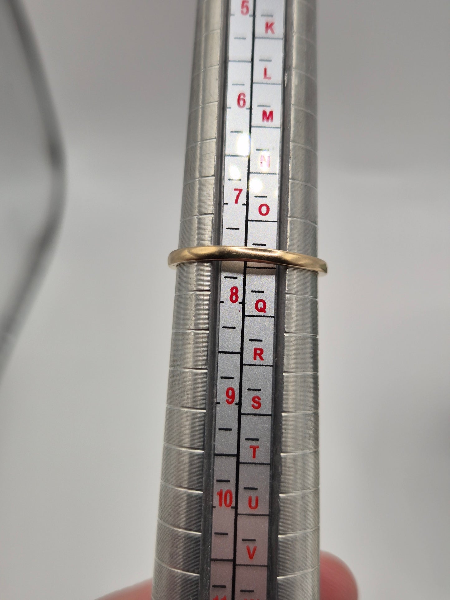 9ct gold sapphire ring