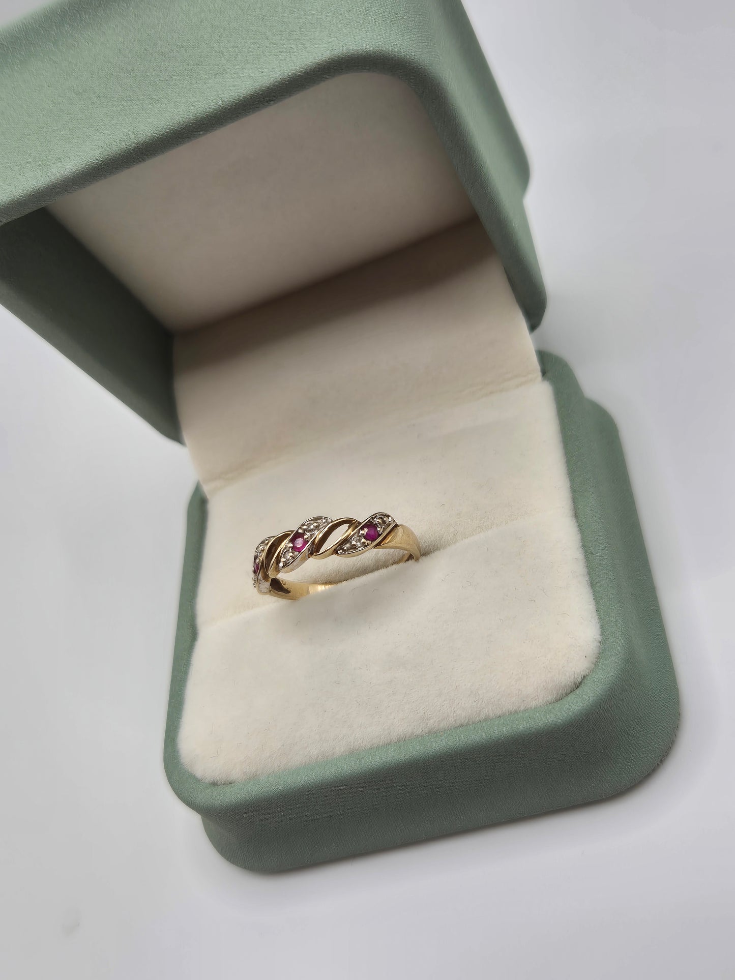 9ct gold ruby and diamond ring