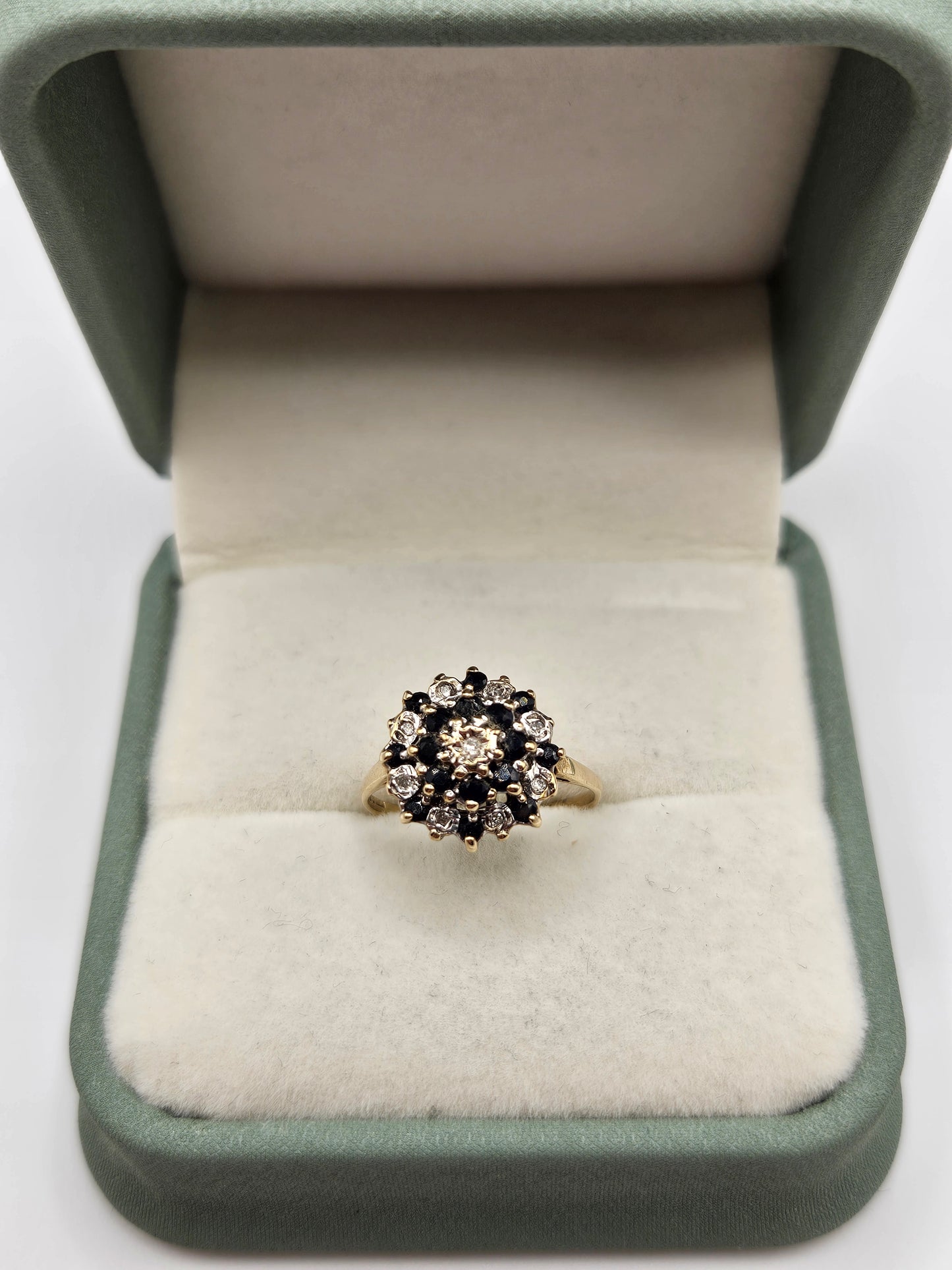 9ct gold sapphire and diamond ring