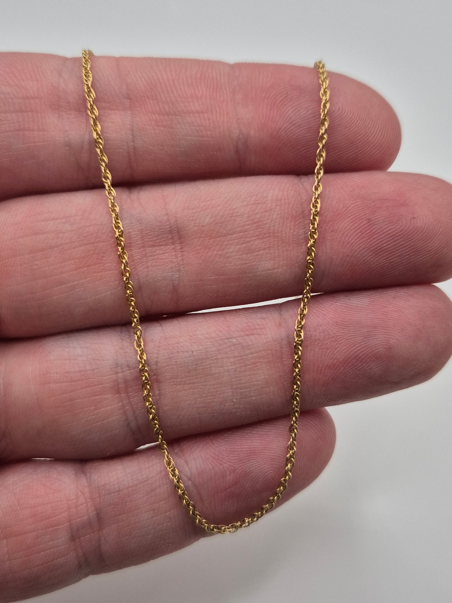 9ct gold chain (3)