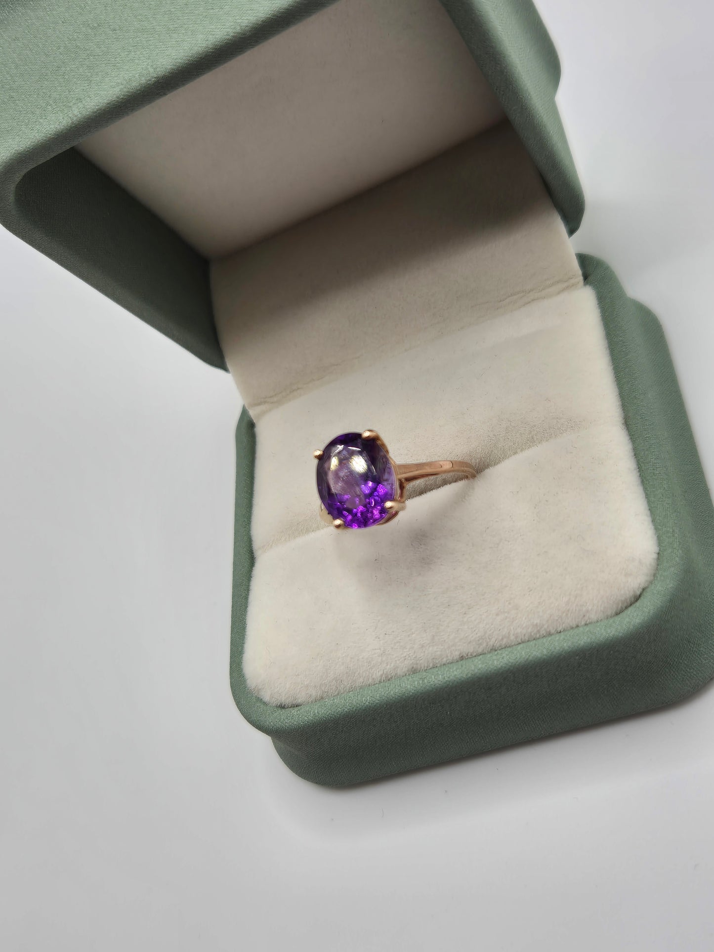 9ct rose gold amethyst ring