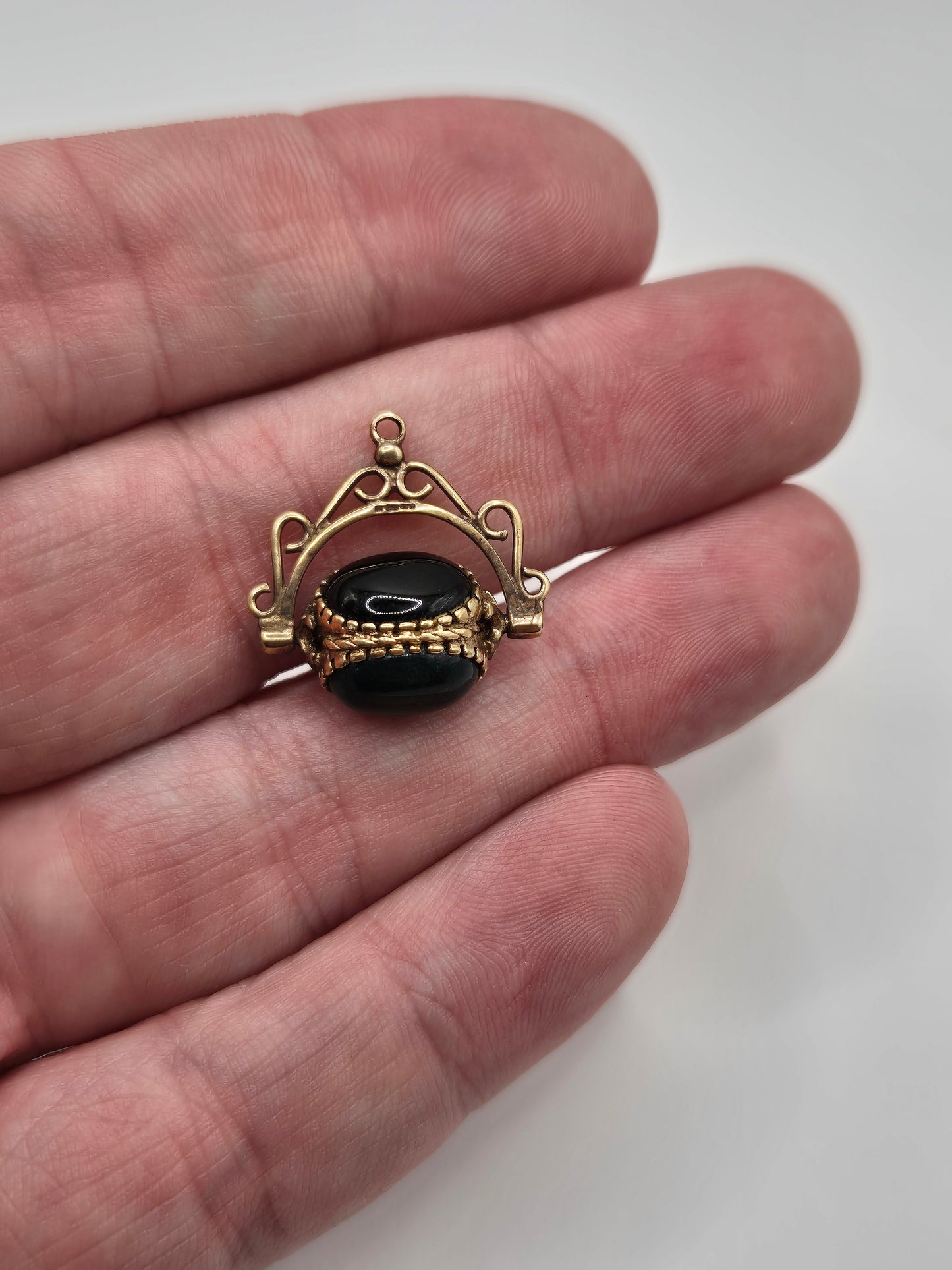 9ct gold multigem fob